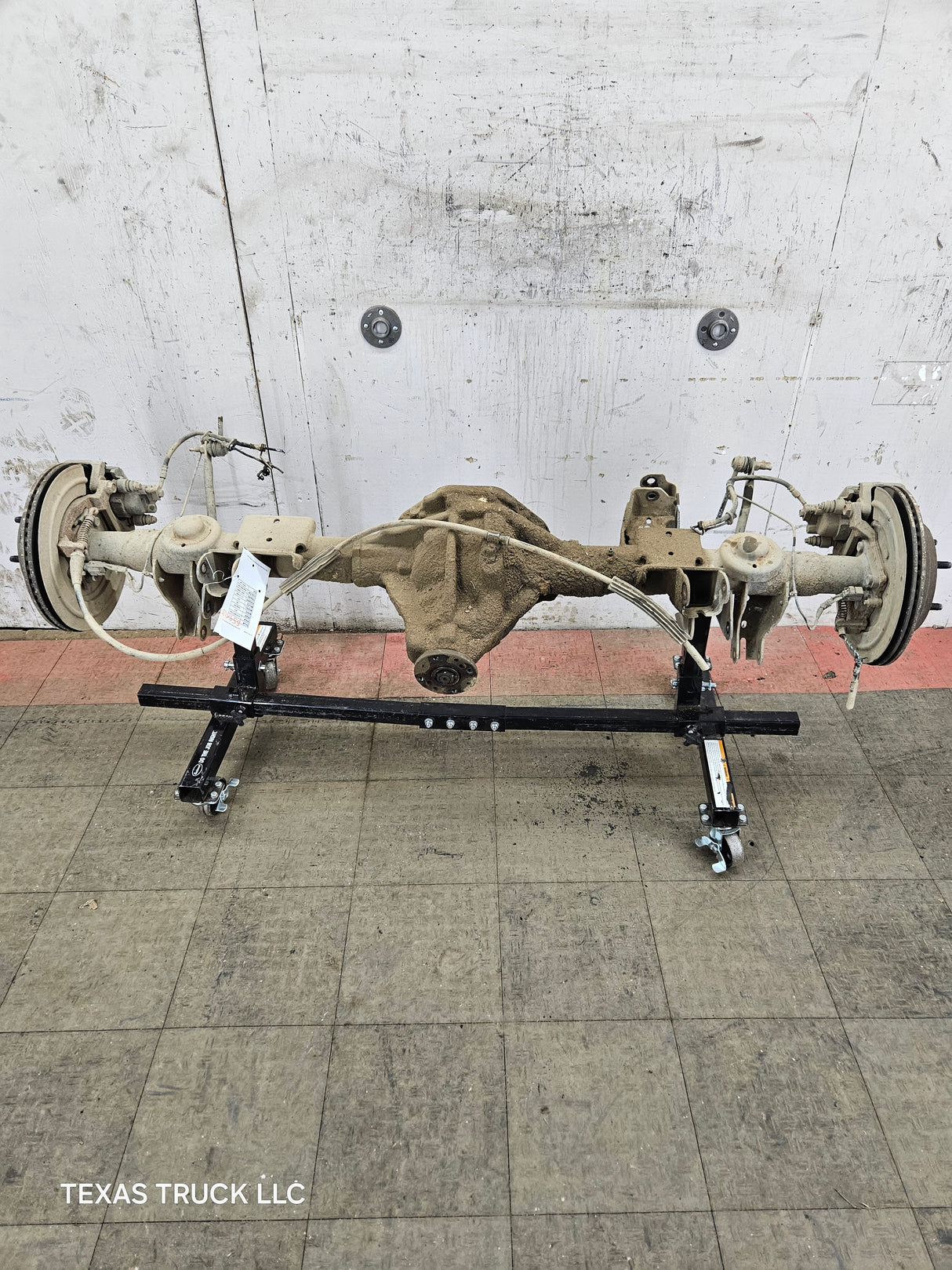 2009-2010 Dodge Ram 1500 3.92 9.25" Ratio OEM Rear Axle Rear End 4th Gen