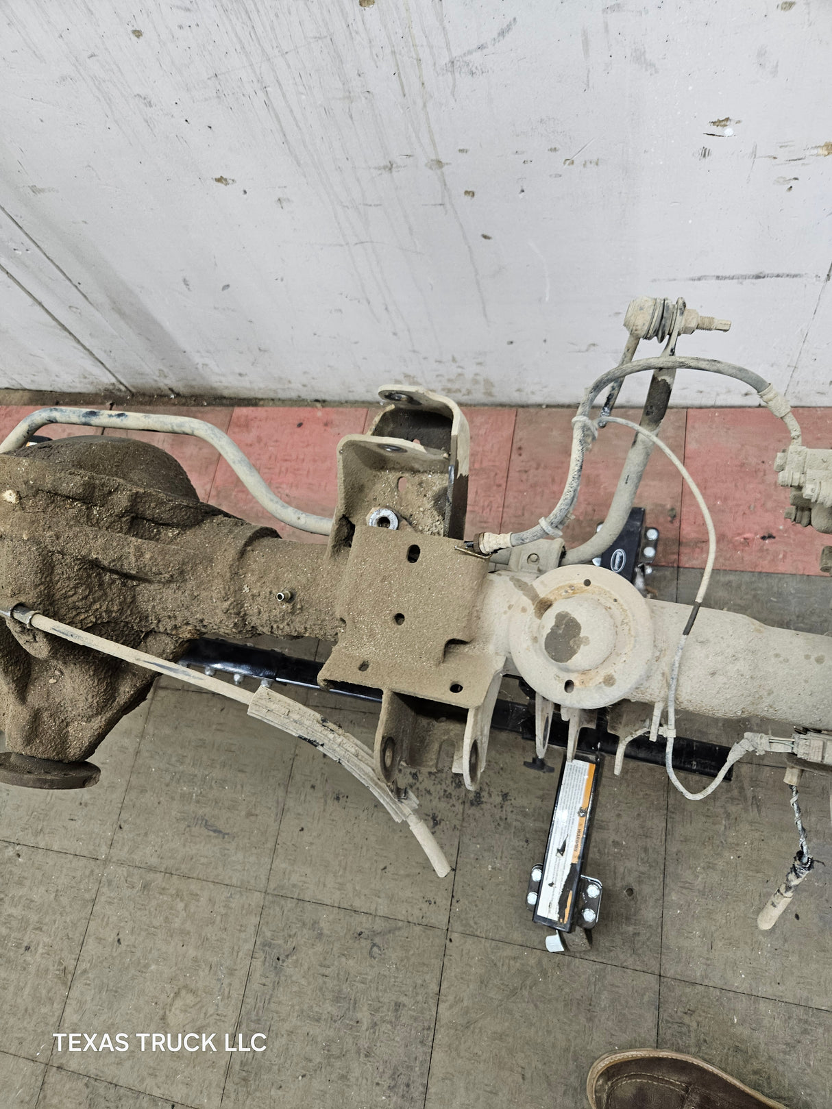 2009-2010 Dodge Ram 1500 3.92 9.25" Ratio OEM Rear Axle Rear End 4th Gen