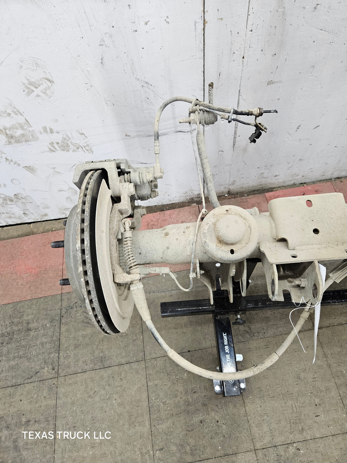 2009-2010 Dodge Ram 1500 3.92 9.25" Ratio OEM Rear Axle Rear End 4th Gen