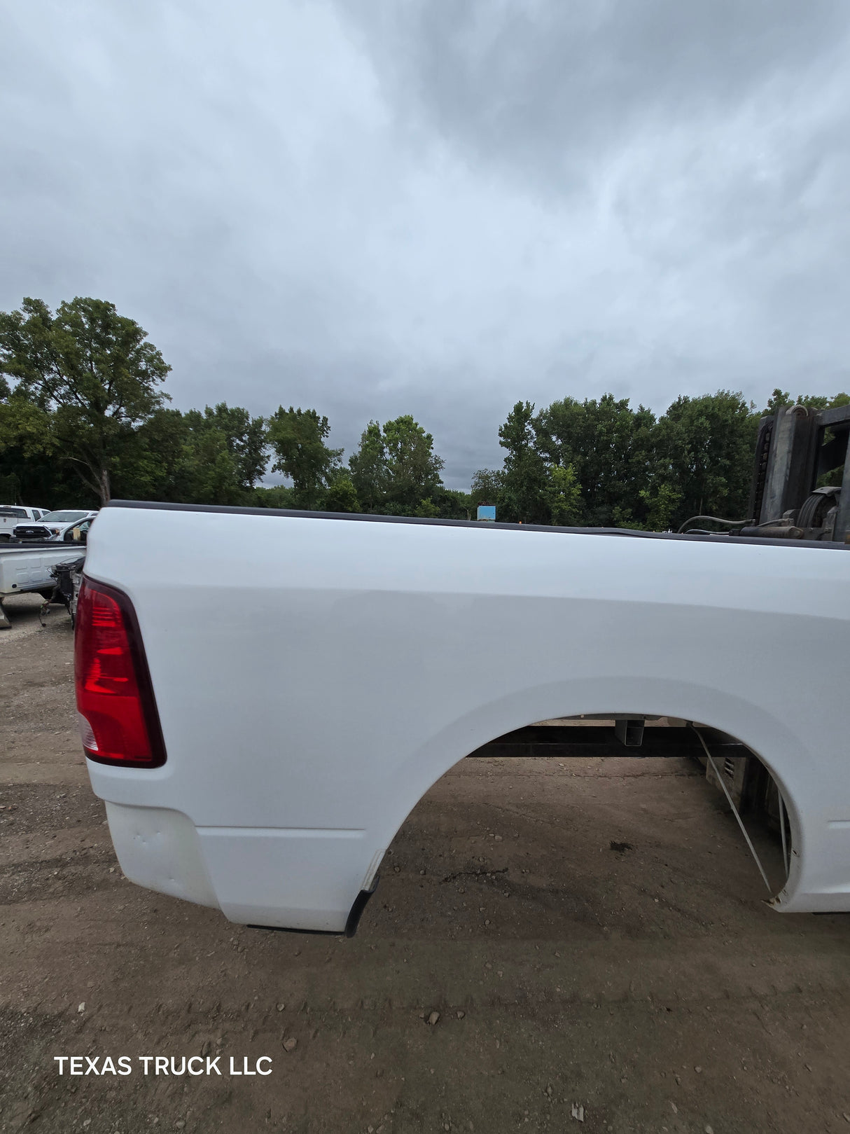 2009-2018 Dodge Ram 1500 4th gen 5' 7" Short Truck Bed - White