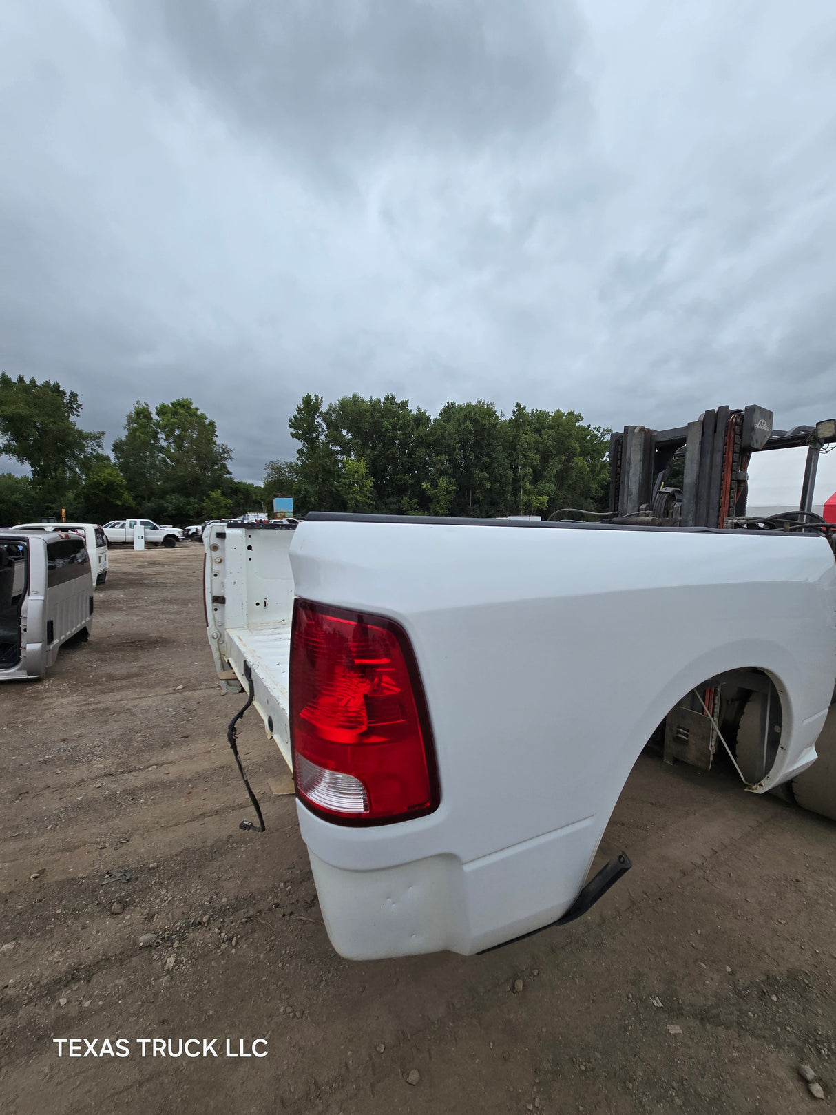 2009-2018 Dodge Ram 1500 4th gen 5' 7" Short Truck Bed - White