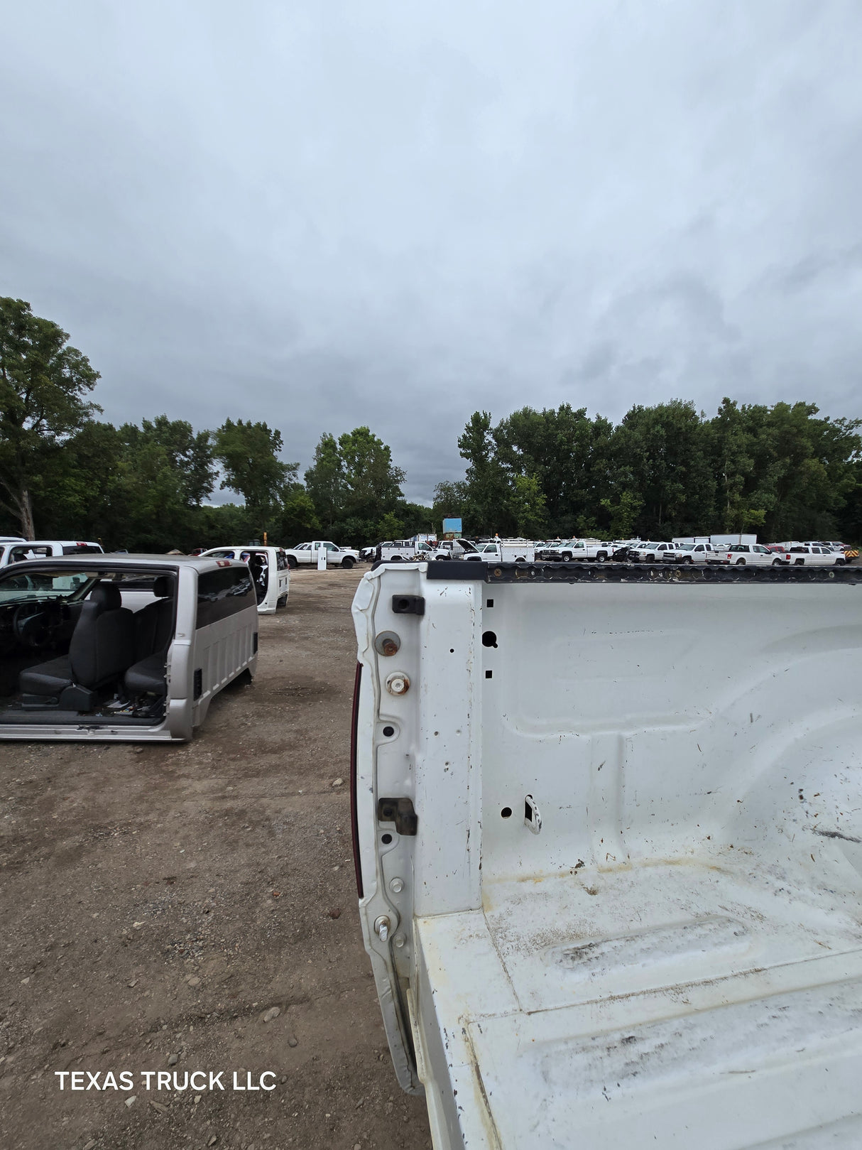 2009-2018 Dodge Ram 1500 4th gen 5' 7" Short Truck Bed - White