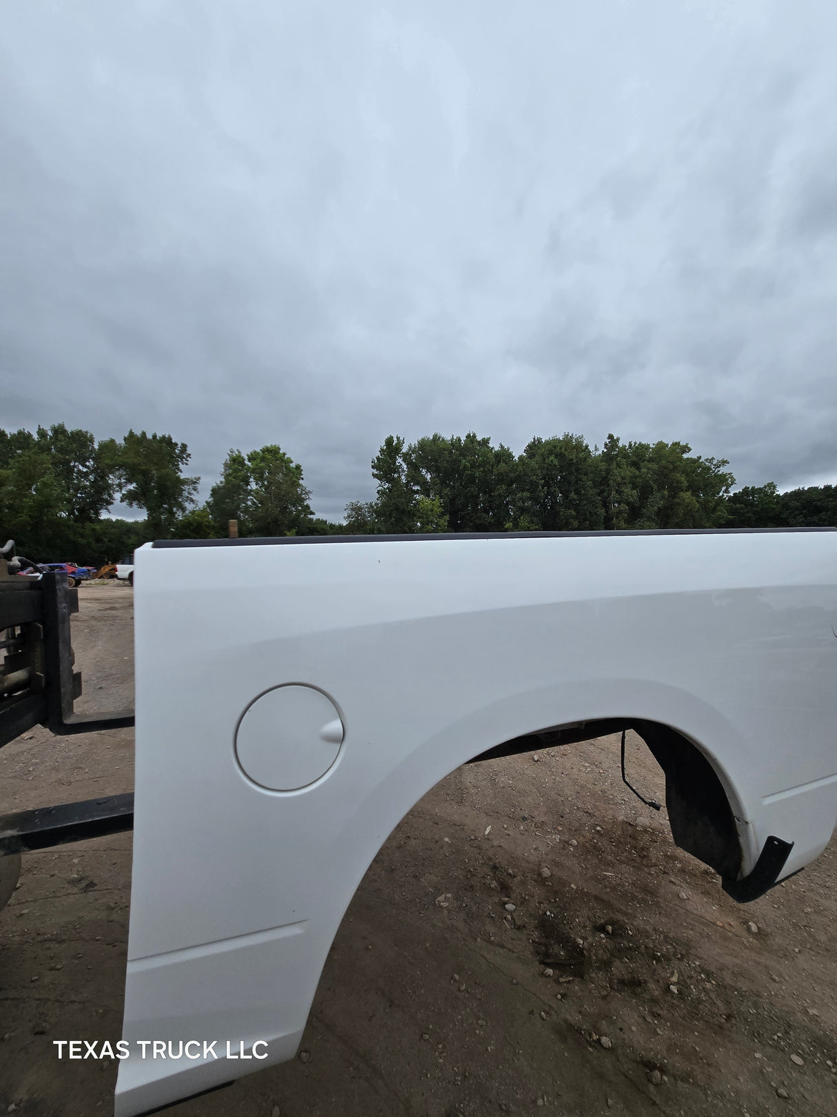 2009-2018 Dodge Ram 1500 4th gen 5' 7" Short Truck Bed - White