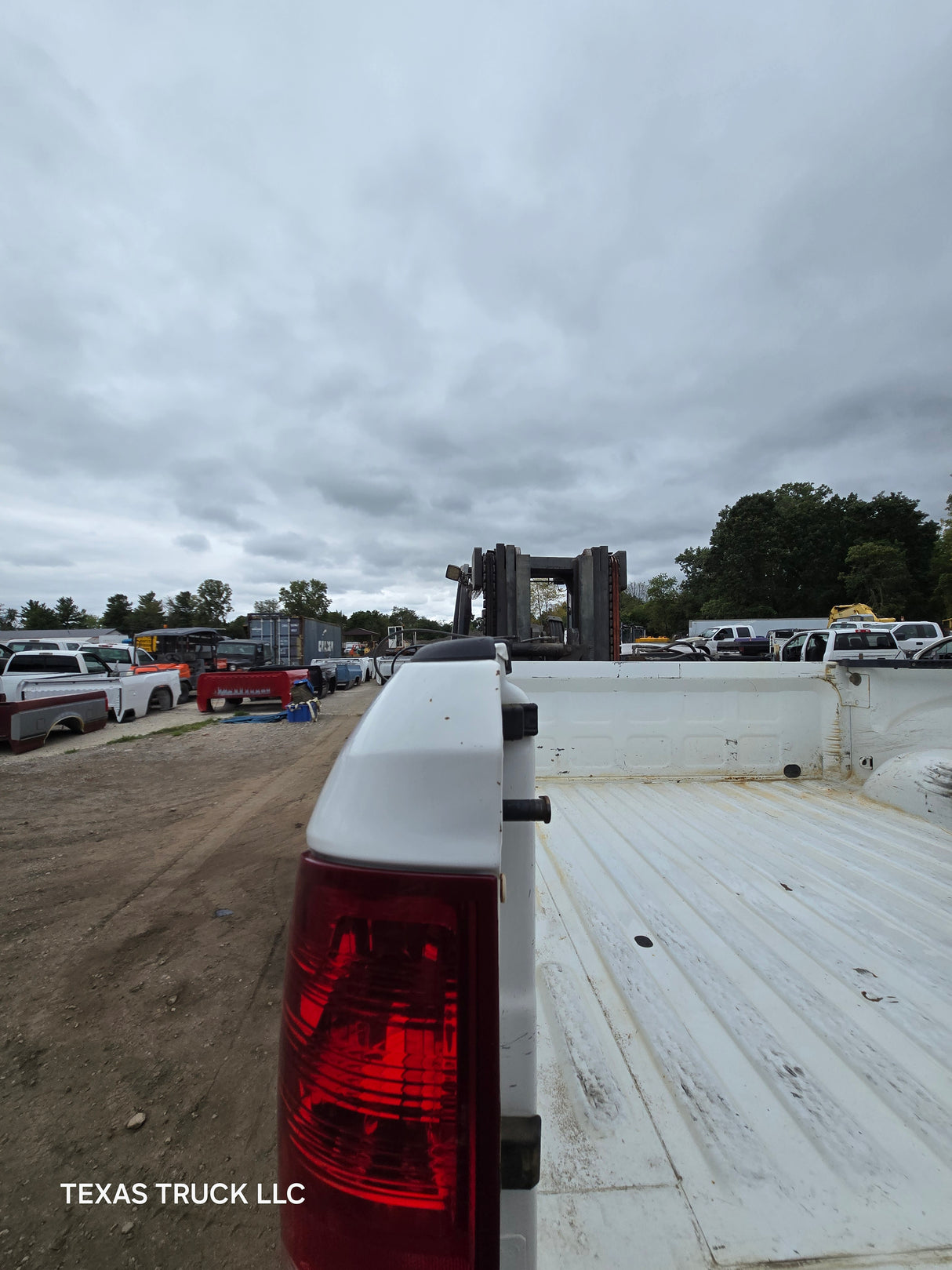 2009-2018 Dodge Ram 1500 4th gen 5' 7" Short Truck Bed - White