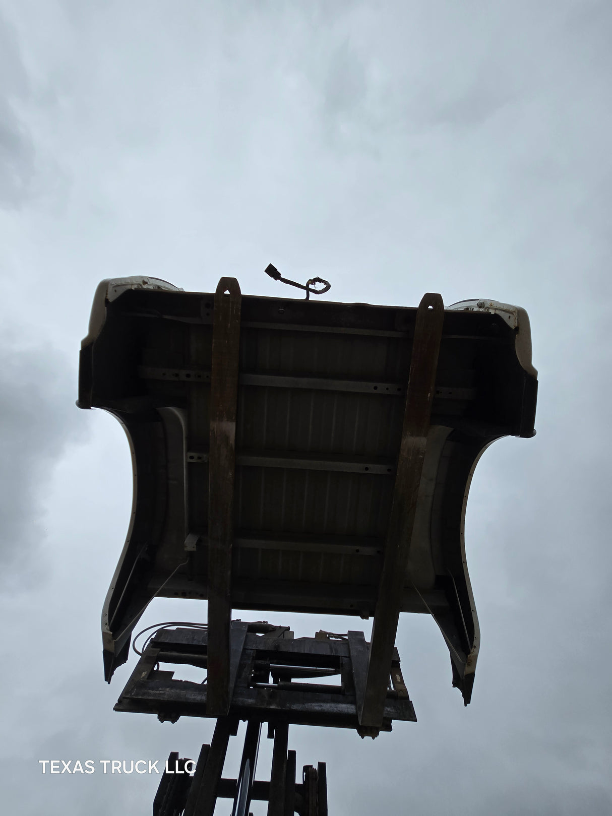 2009-2018 Dodge Ram 1500 4th gen 5' 7" Short Truck Bed - White