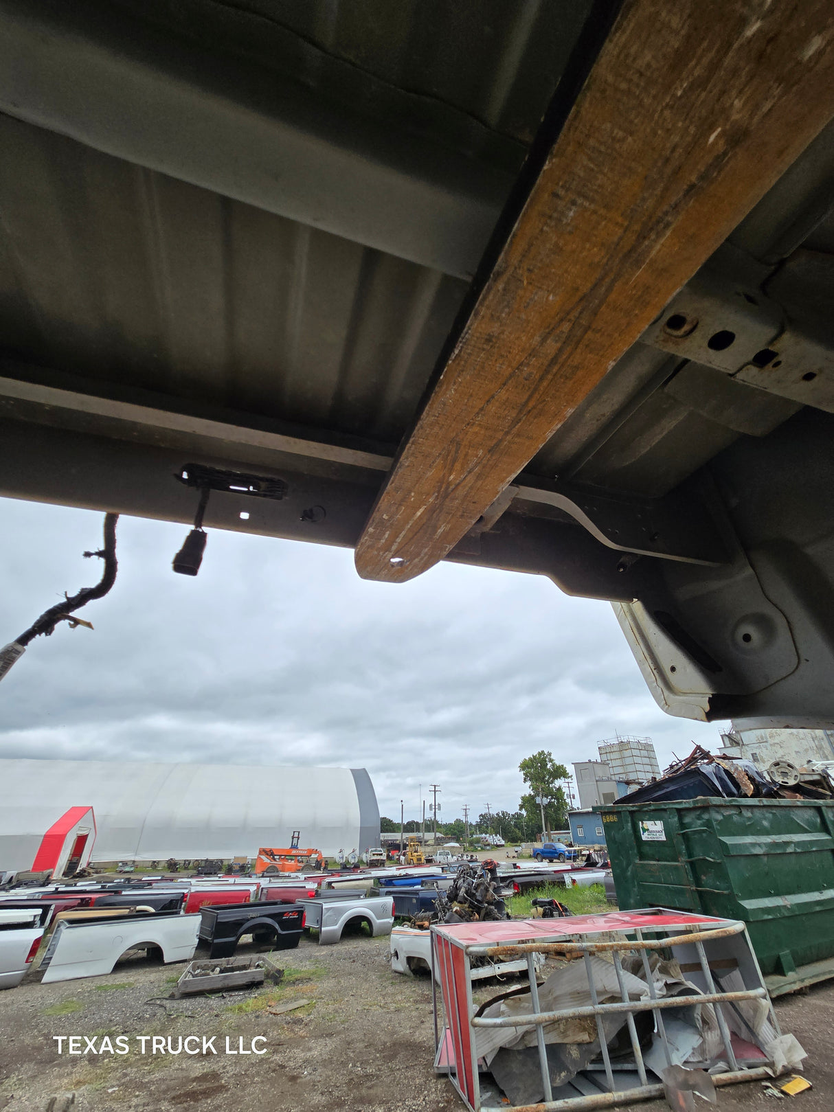 2009-2018 Dodge Ram 1500 4th gen 5' 7" Short Truck Bed - White