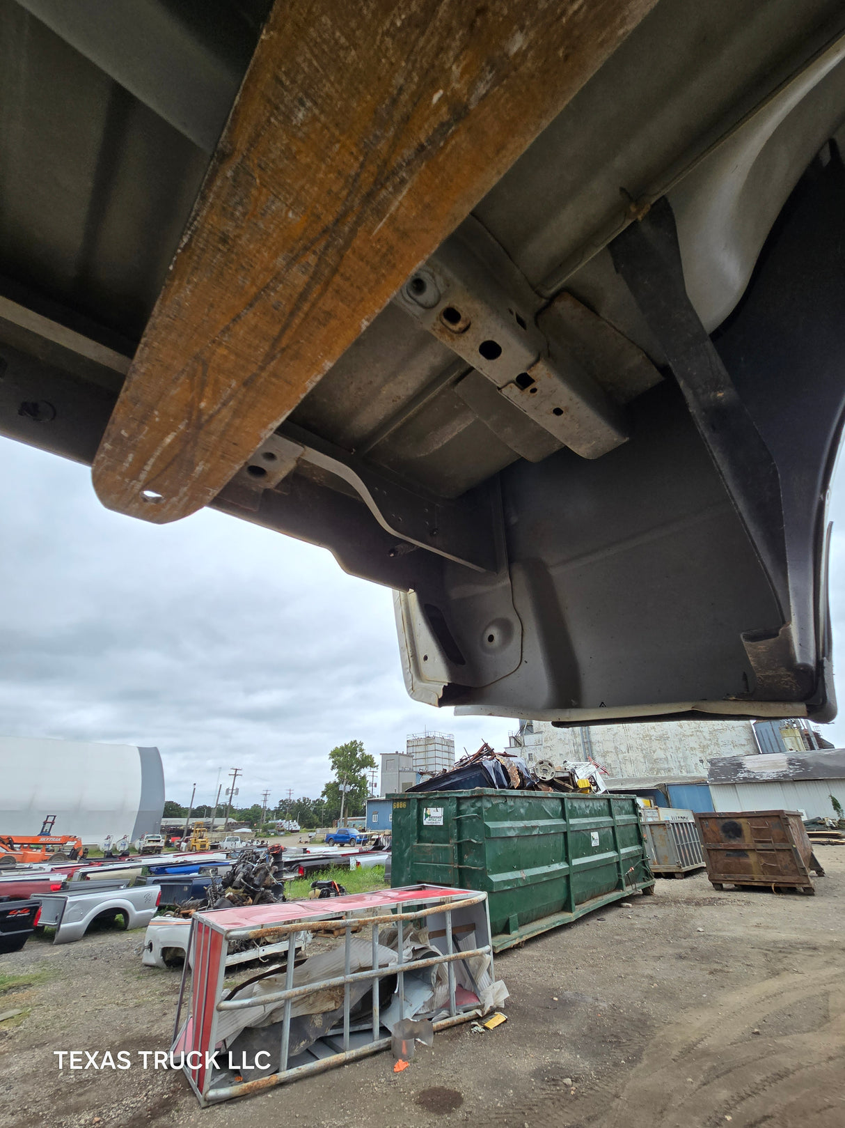 2009-2018 Dodge Ram 1500 4th gen 5' 7" Short Truck Bed - White