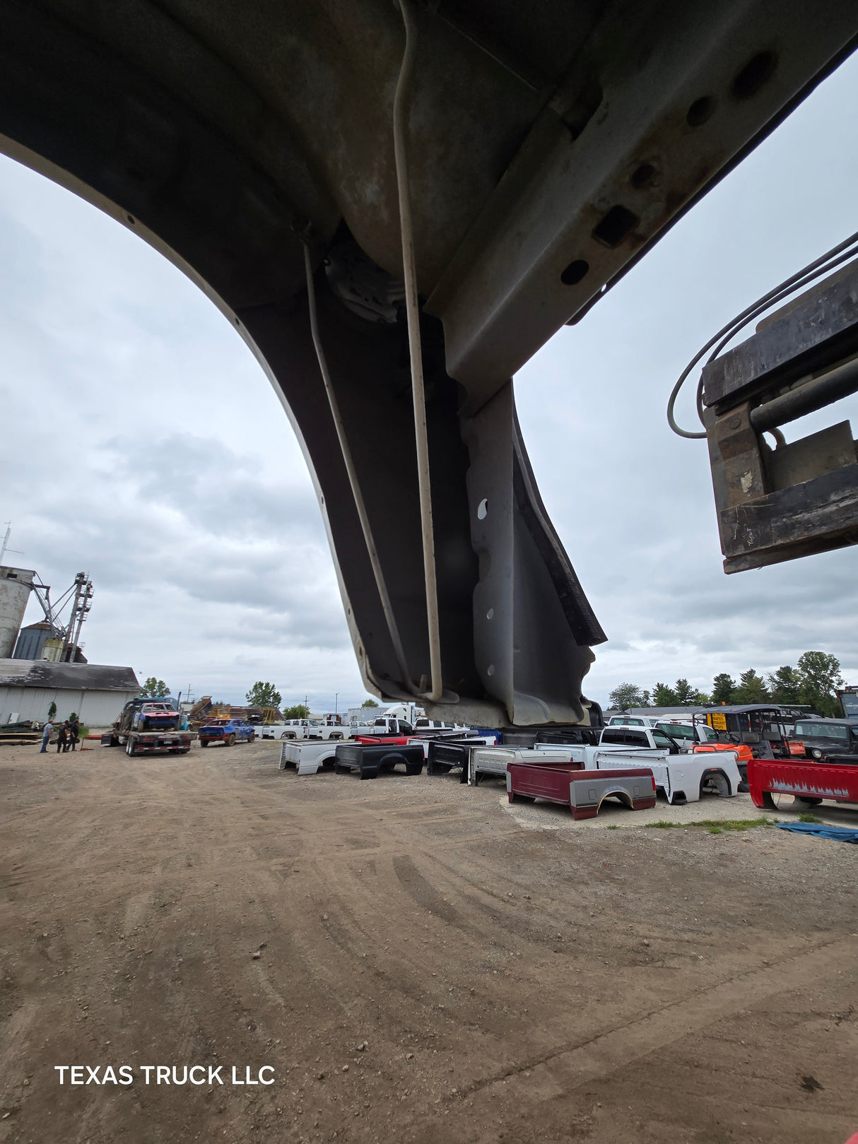 2009-2018 Dodge Ram 1500 4th gen 5' 7" Short Truck Bed - White