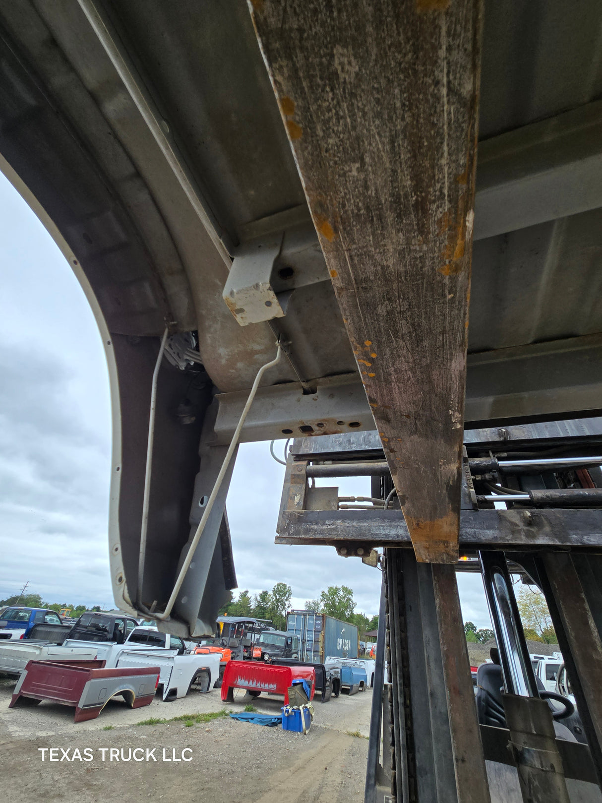 2009-2018 Dodge Ram 1500 4th gen 5' 7" Short Truck Bed - White