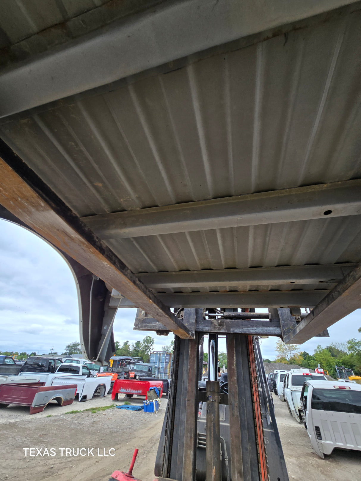 2009-2018 Dodge Ram 1500 4th gen 5' 7" Short Truck Bed - White