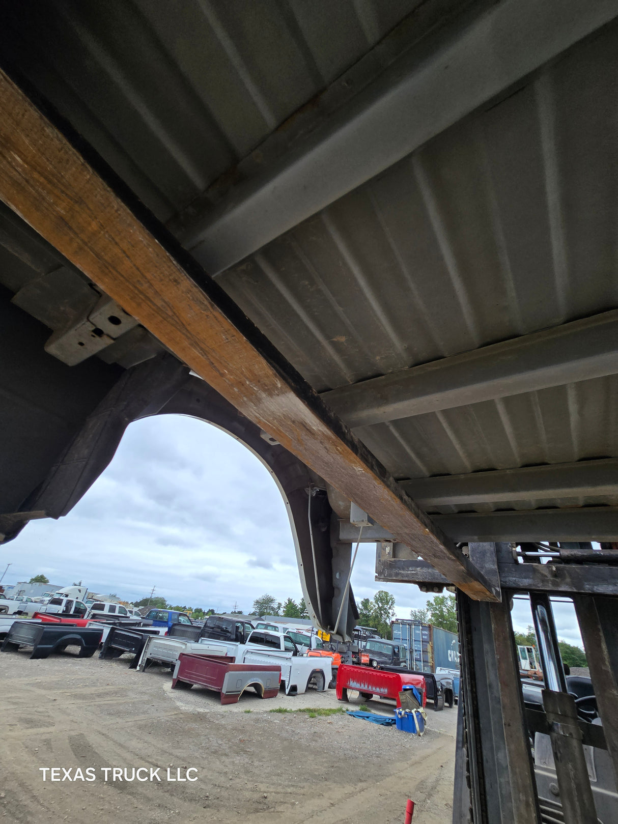 2009-2018 Dodge Ram 1500 4th gen 5' 7" Short Truck Bed - White