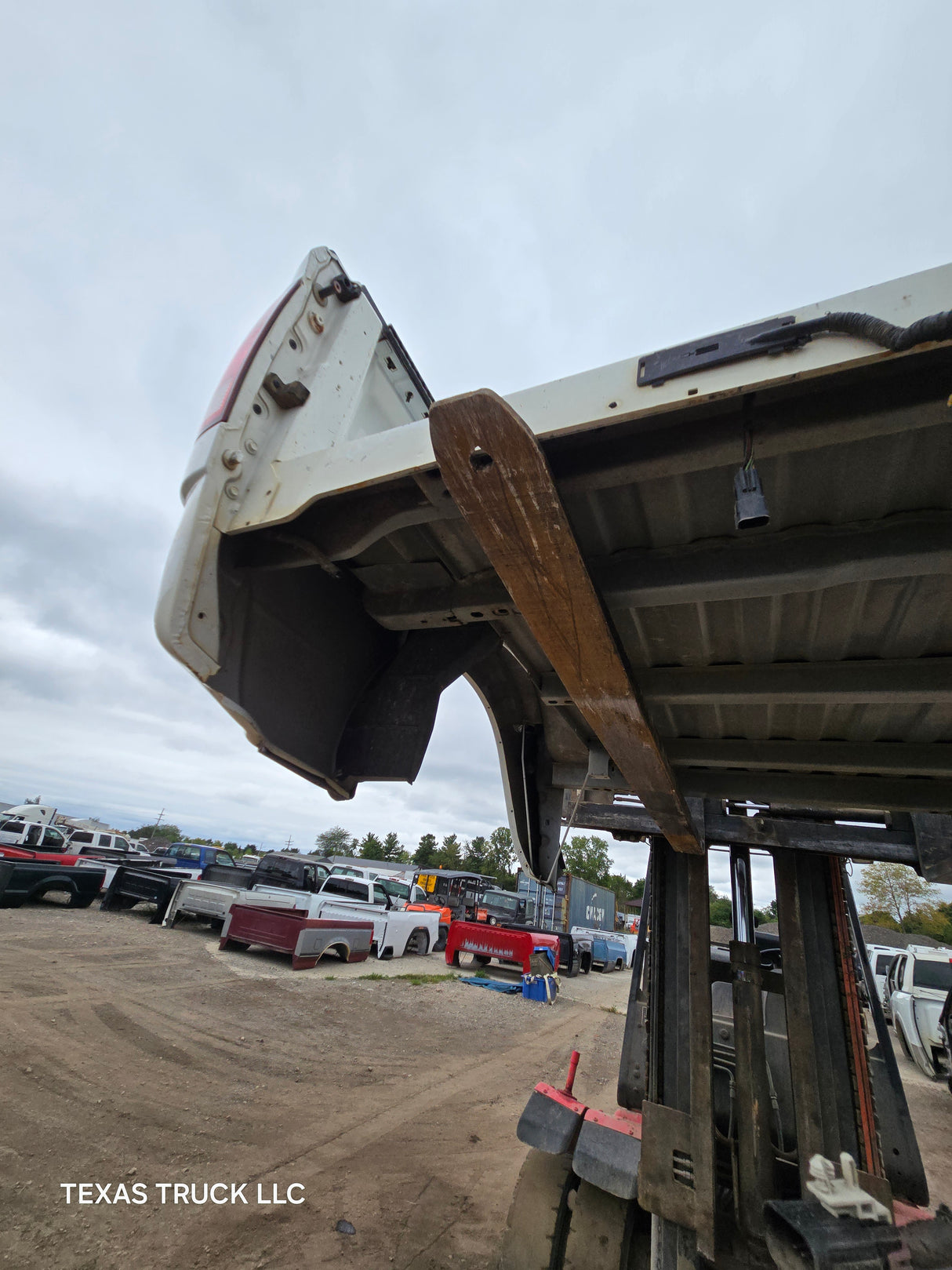 2009-2018 Dodge Ram 1500 4th gen 5' 7" Short Truck Bed - White