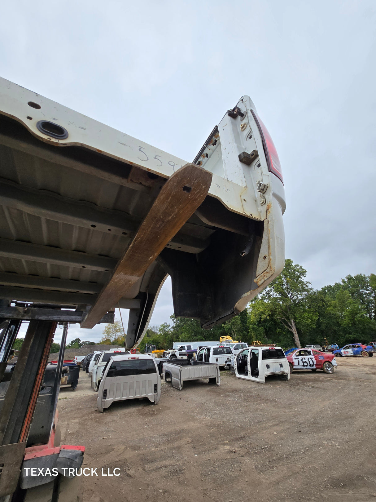 2009-2018 Dodge Ram 1500 4th gen 5' 7" Short Truck Bed - White