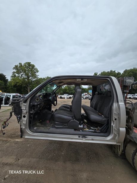 1999-2007 Chevrolet Silverado / GMC Sierra 1500 2500 HD 3500HD Extended Cab Body - Pewter/Tan