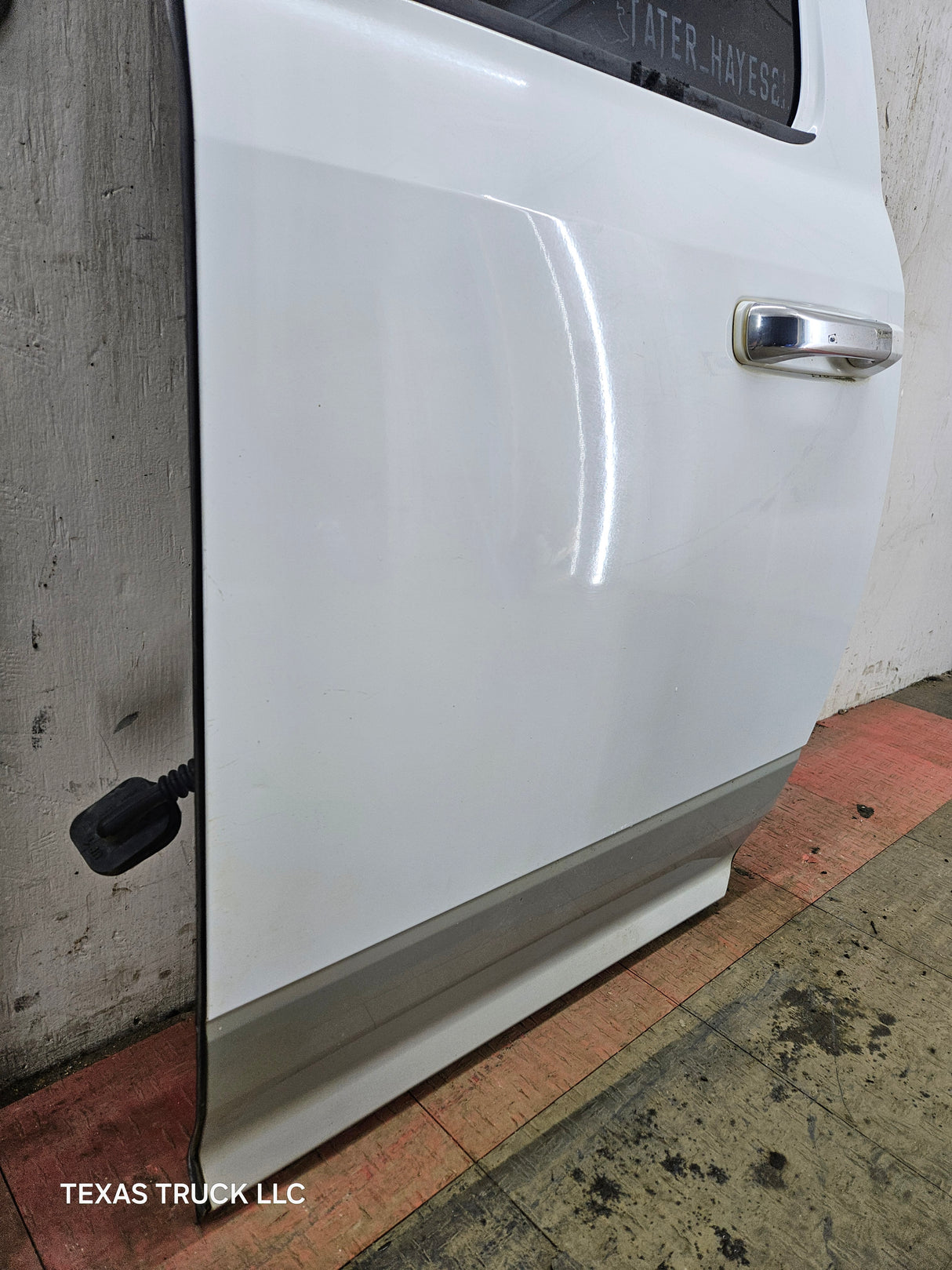2009-2018 Dodge Ram 4th Gen Driver Side LH Rear Quad Cab Door 1500 2500 3500 4500 5500 - Bright White Clear Coat & Pebble Beige/Bark Brown