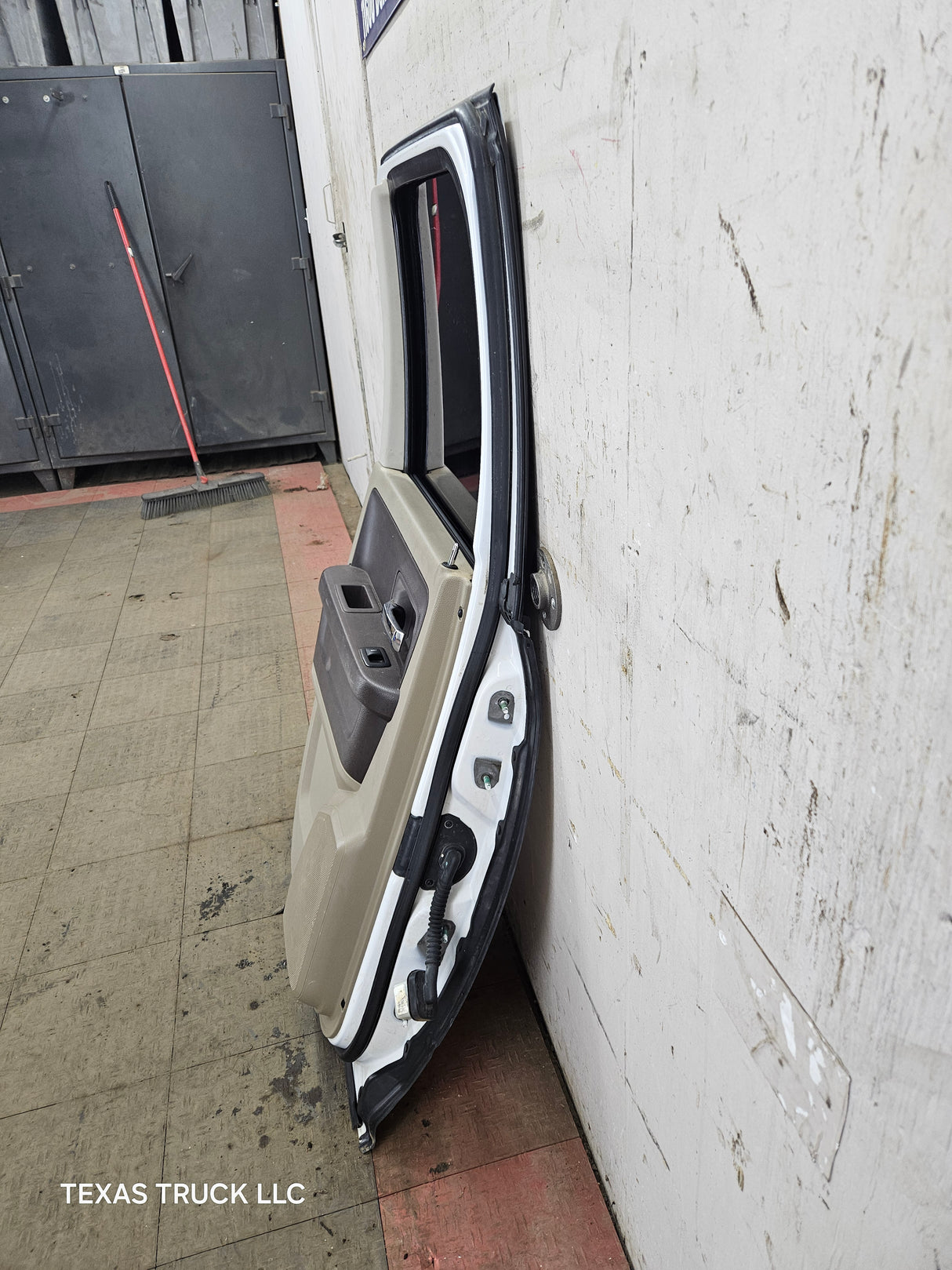 2009-2018 Dodge Ram 4th Gen Driver Side LH Rear Quad Cab Door 1500 2500 3500 4500 5500 - Bright White Clear Coat & Pebble Beige/Bark Brown