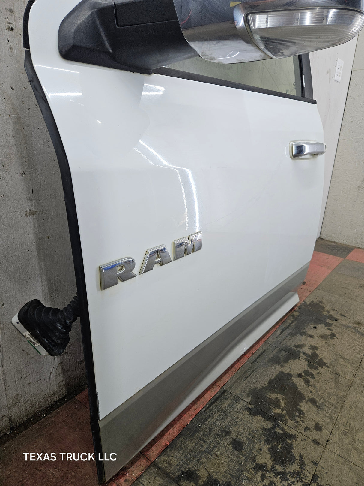 2009-2018 Dodge Ram 4th Gen LH Driver Side Front Quad Cab Door 1500 2500 3500 4500 5500 - Bright White Clear Coat & Pebble Beige/Bark Brown