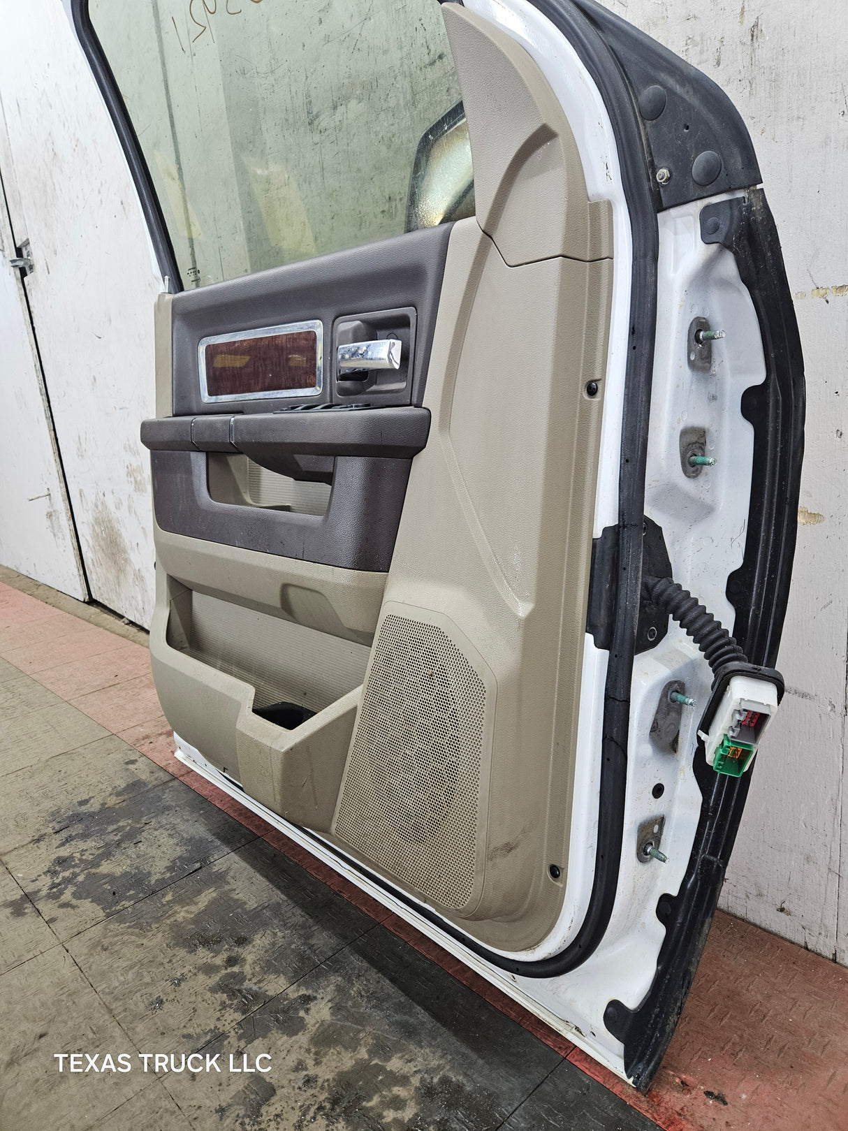 2009-2018 Dodge Ram 4th Gen LH Driver Side Front Quad Cab Door 1500 2500 3500 4500 5500 - Bright White Clear Coat & Pebble Beige/Bark Brown