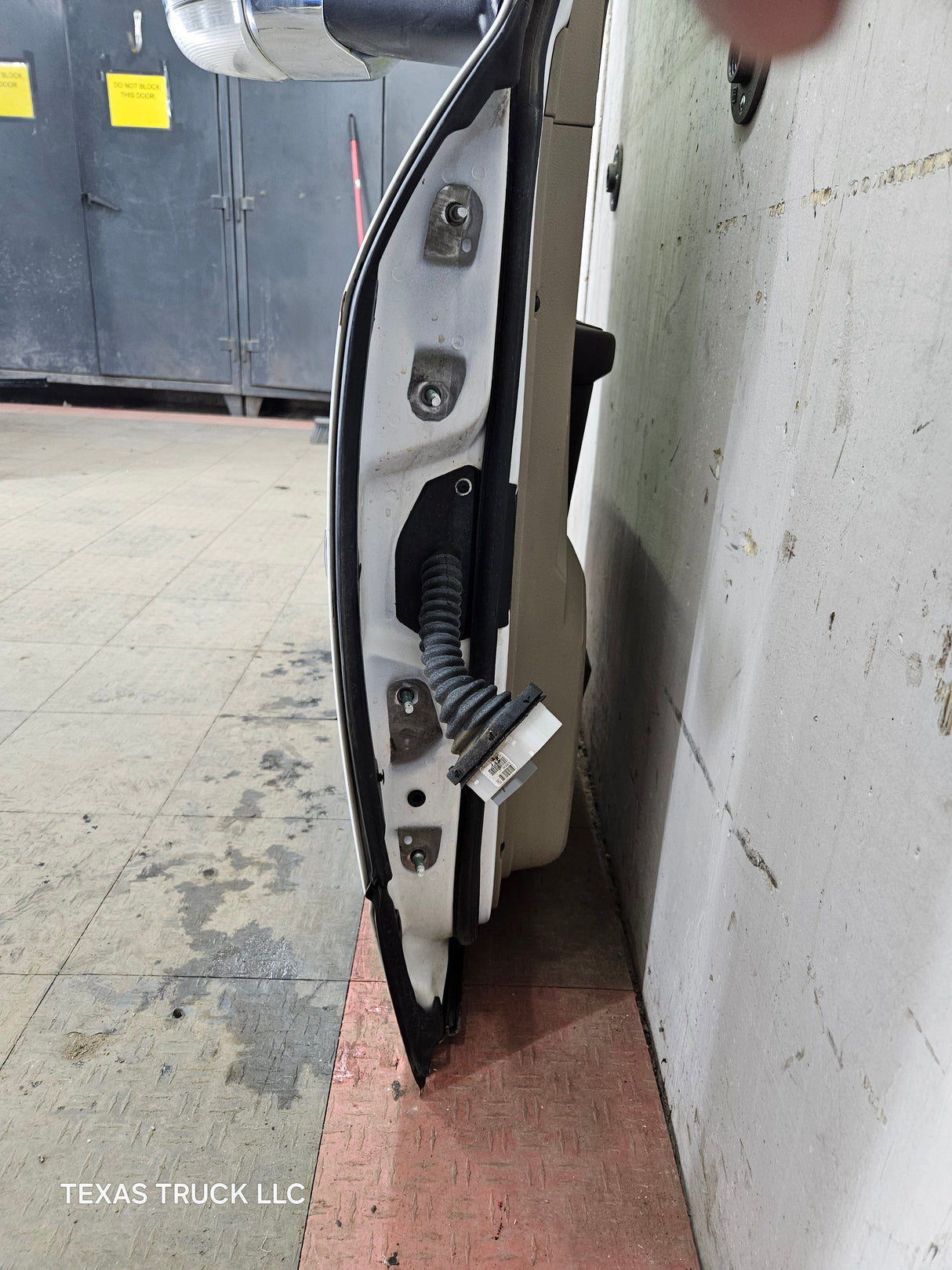 2009-2018 Dodge Ram 4th Gen Passenger Side RH Front Quad Crew Cab Door 1500 2500 3500 4500 5500 - Bright White Clear Coat & Pebble Beige/Bark Brown