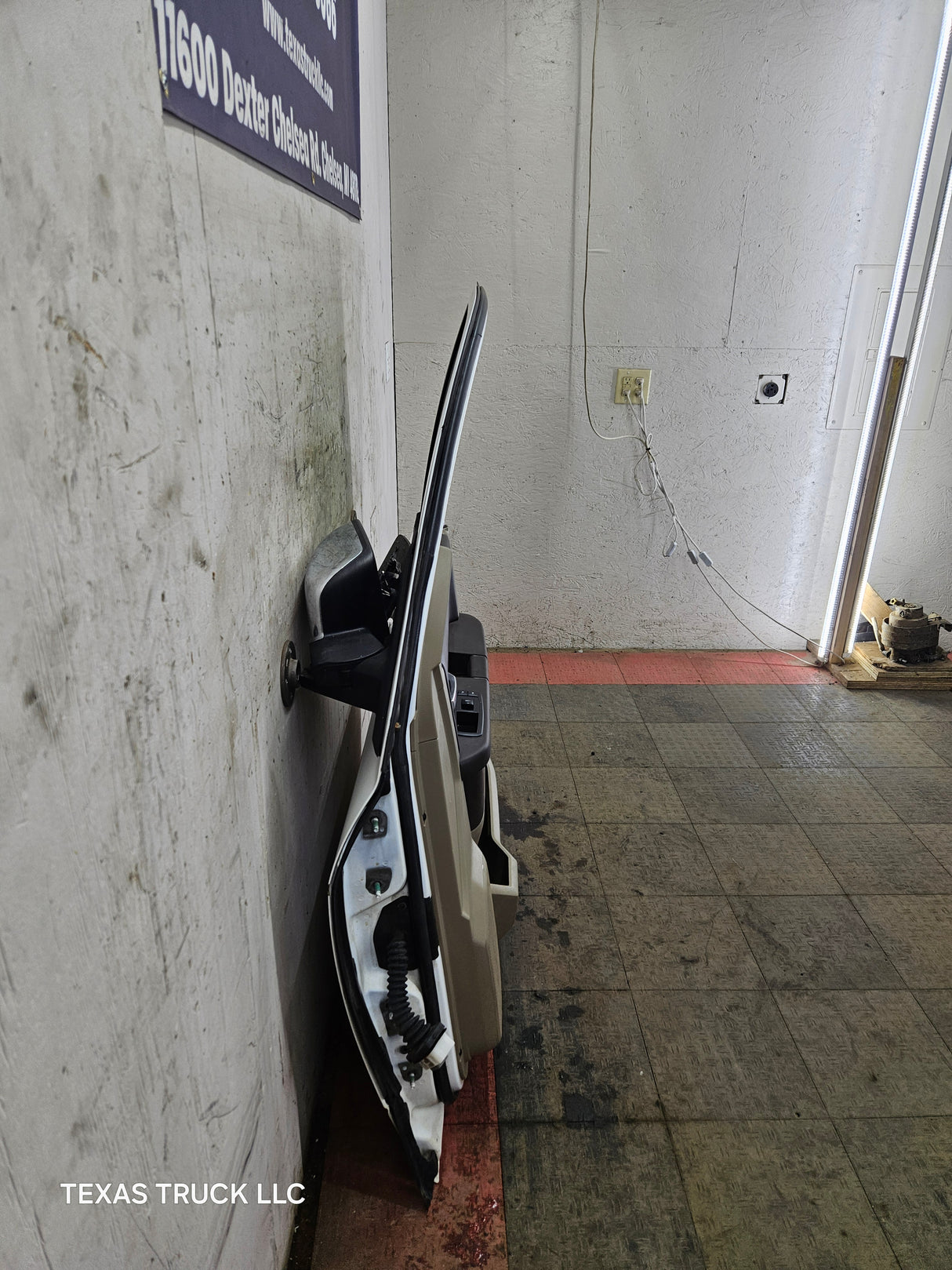 2009-2018 Dodge Ram 4th Gen Passenger Side RH Front Quad Crew Cab Door 1500 2500 3500 4500 5500 - Bright White Clear Coat & Pebble Beige/Bark Brown