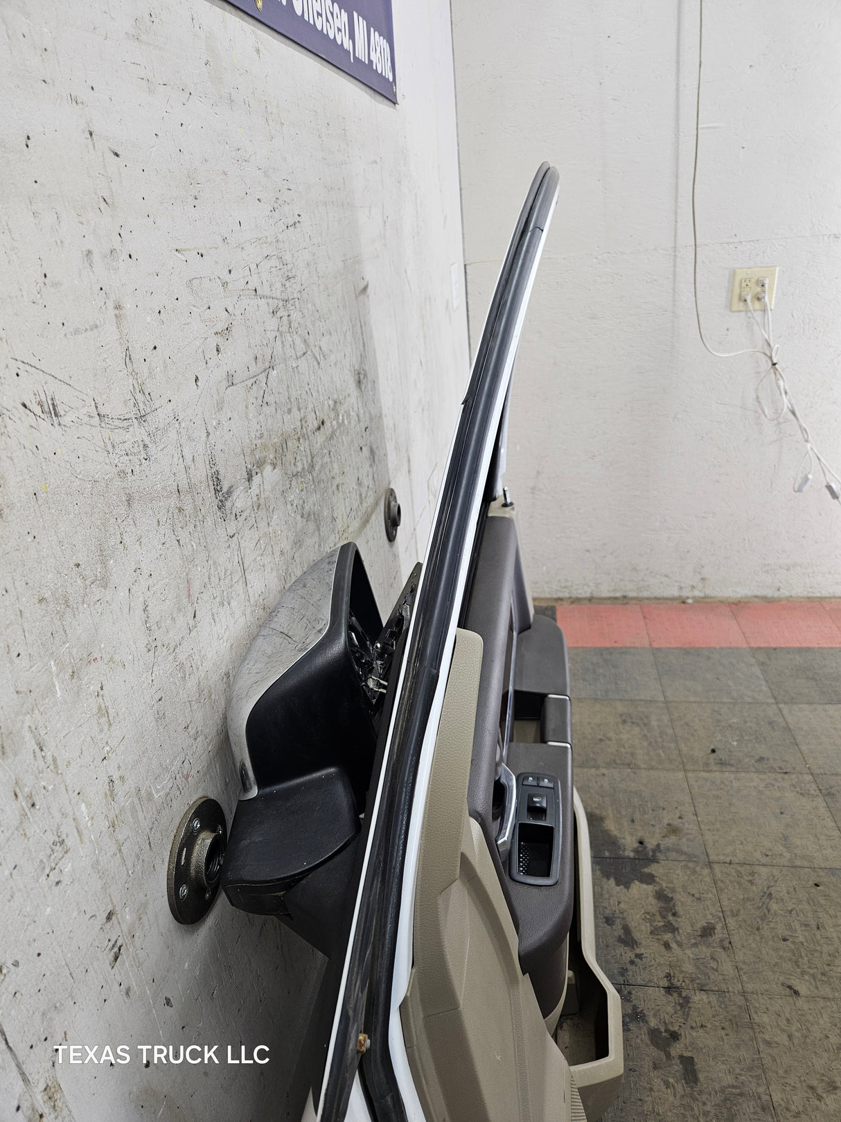 2009-2018 Dodge Ram 4th Gen Passenger Side RH Front Quad Crew Cab Door 1500 2500 3500 4500 5500 - Bright White Clear Coat & Pebble Beige/Bark Brown