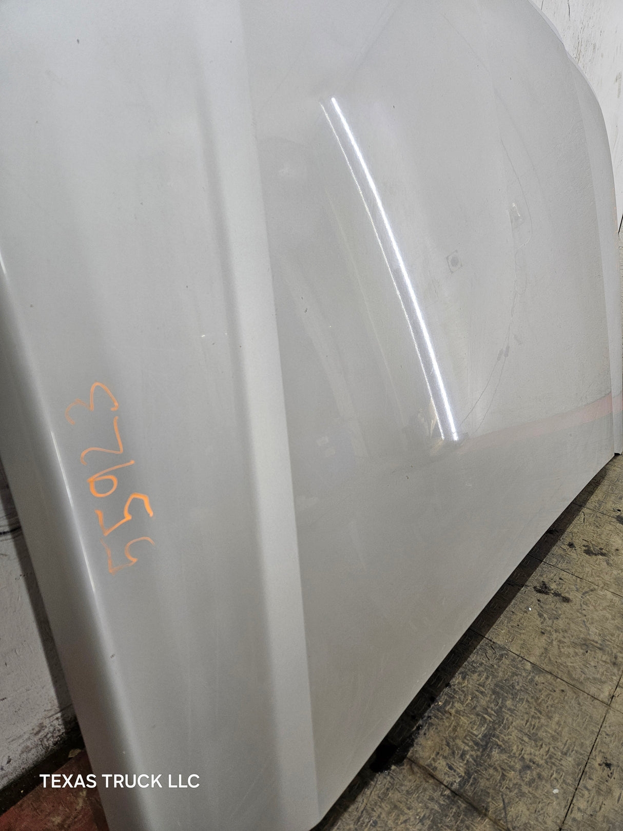 2003-2006 Chevrolet Silverado 1500 2500 'Cateye' Hood