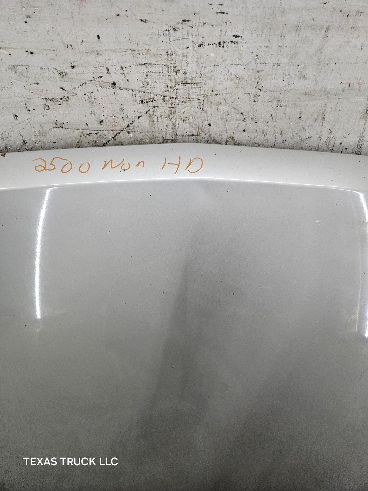 2003-2006 Chevrolet Silverado 1500 2500 'Cateye' Hood