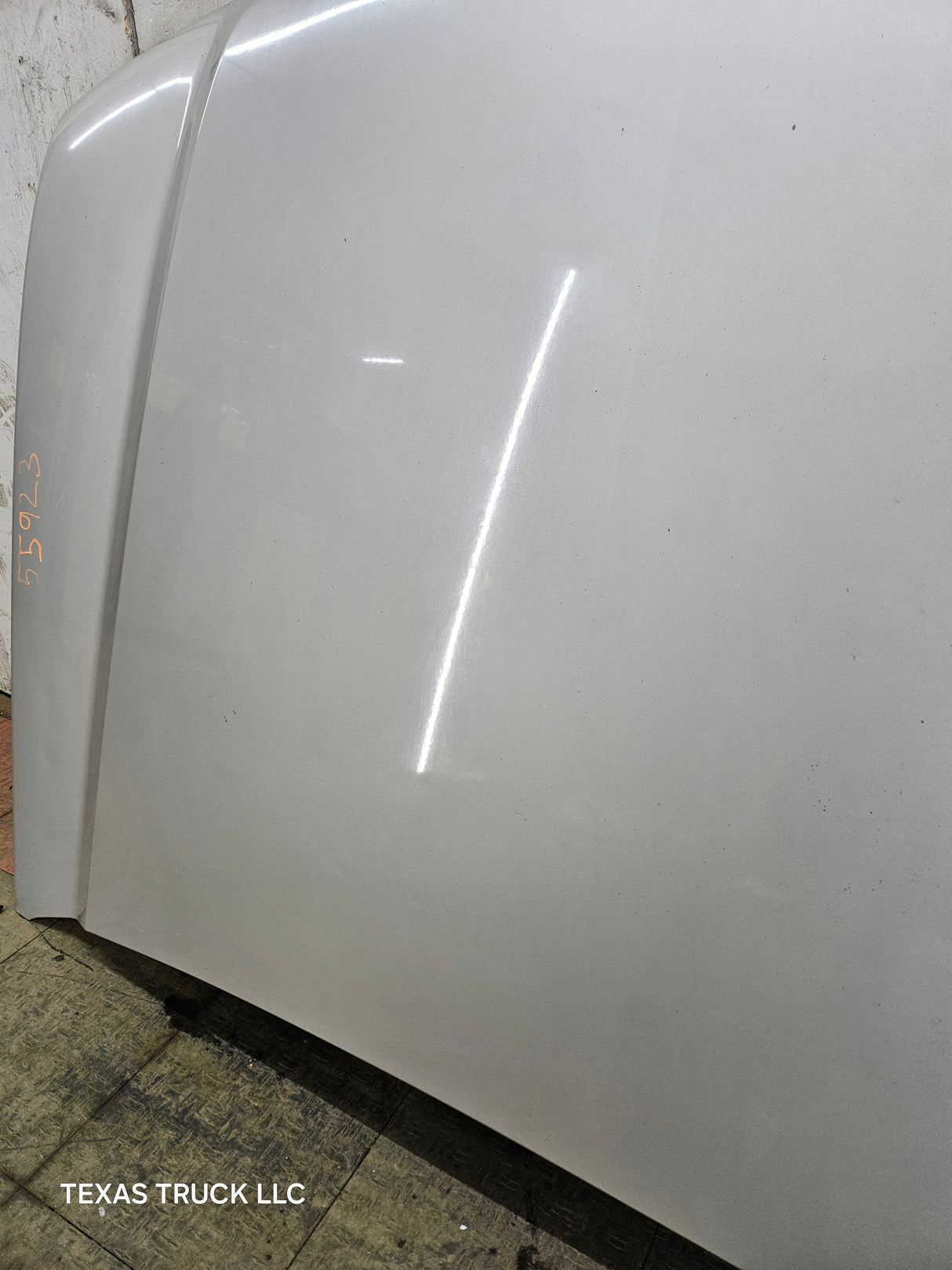 2003-2006 Chevrolet Silverado 1500 2500 'Cateye' Hood