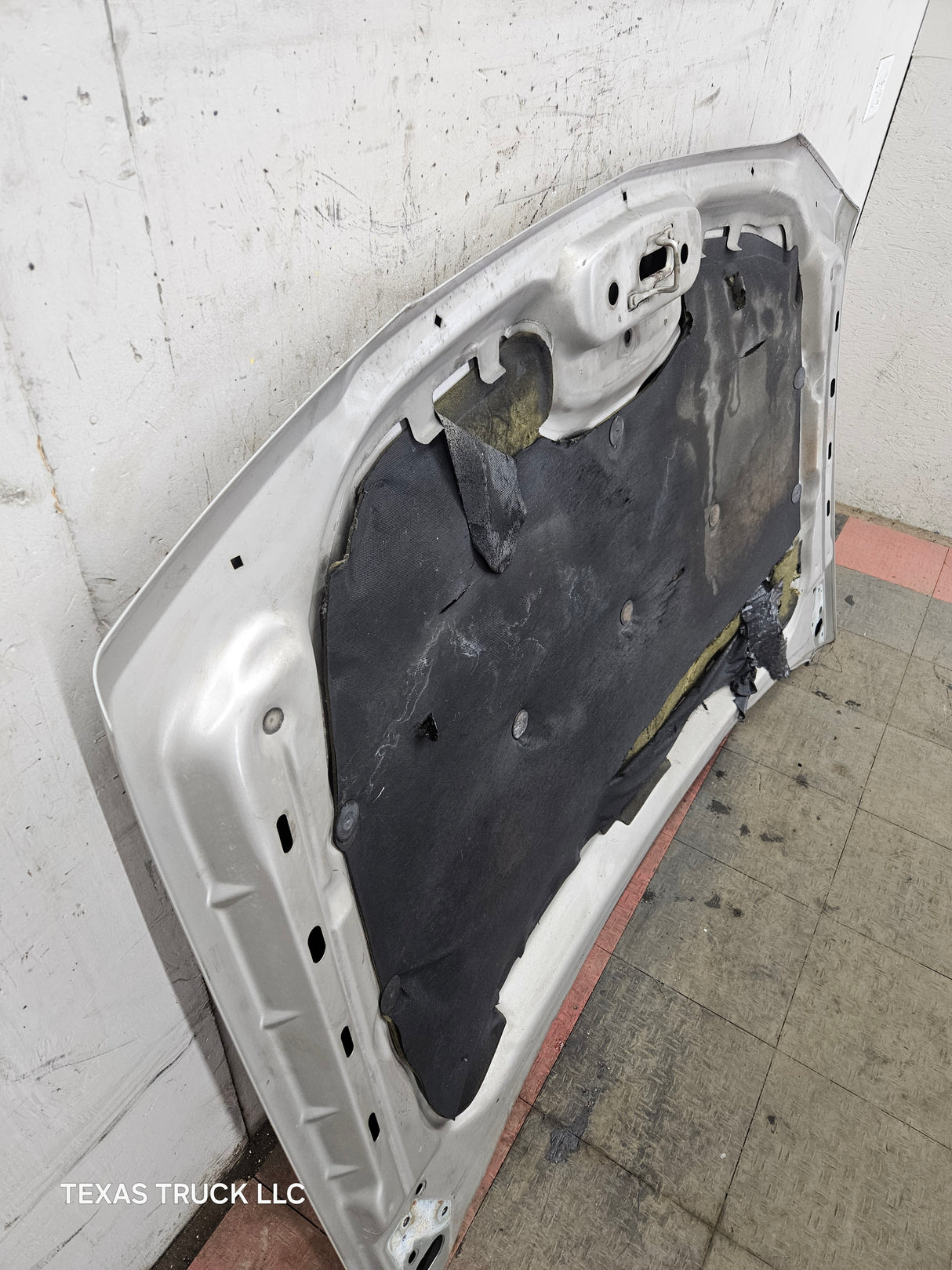 2003-2006 Chevrolet Silverado 1500 2500 'Cateye' Hood