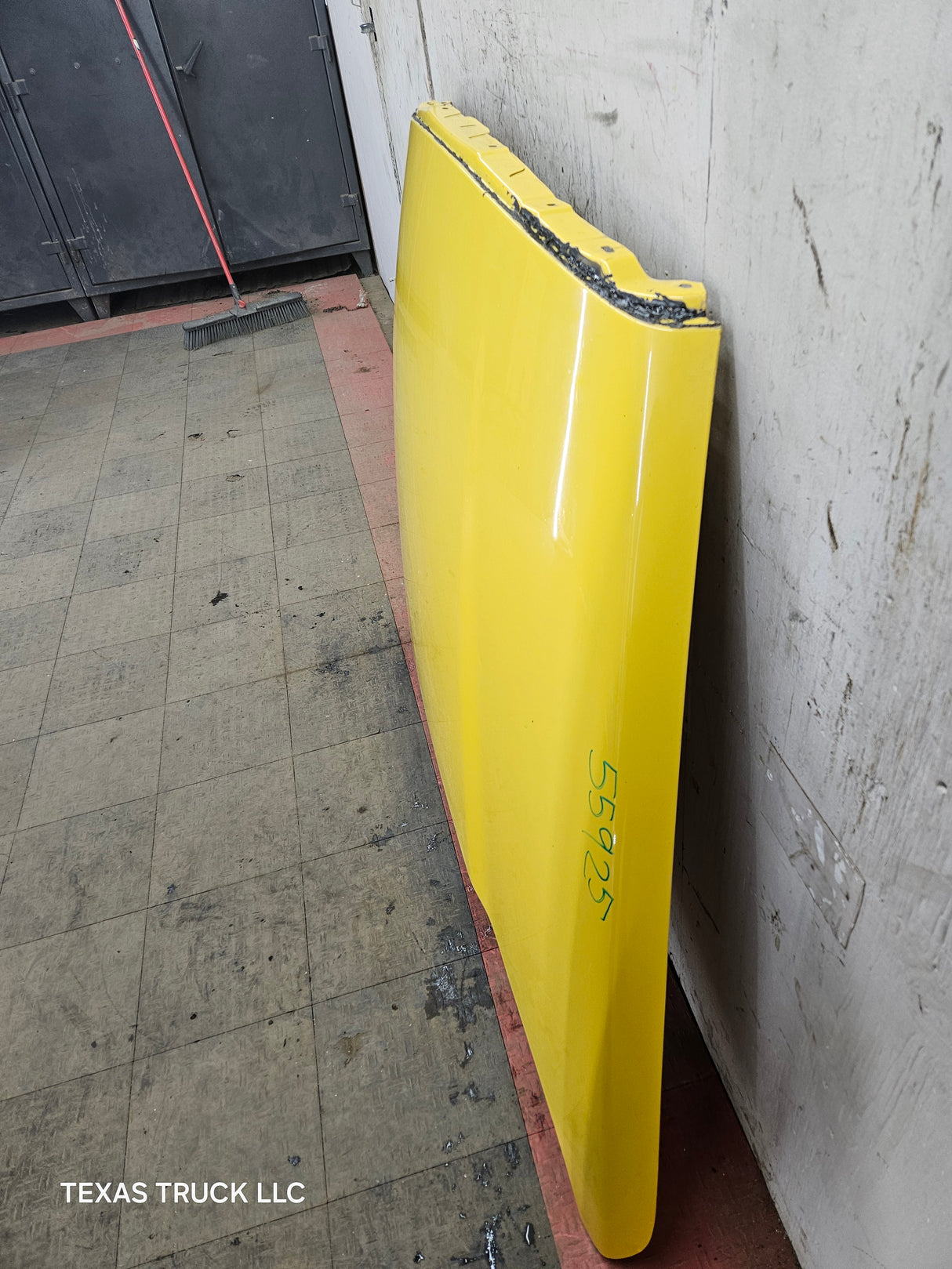 2003-2008 Dodge Ram 3rd Gen 1500 2500 3500 Hood - Yellow