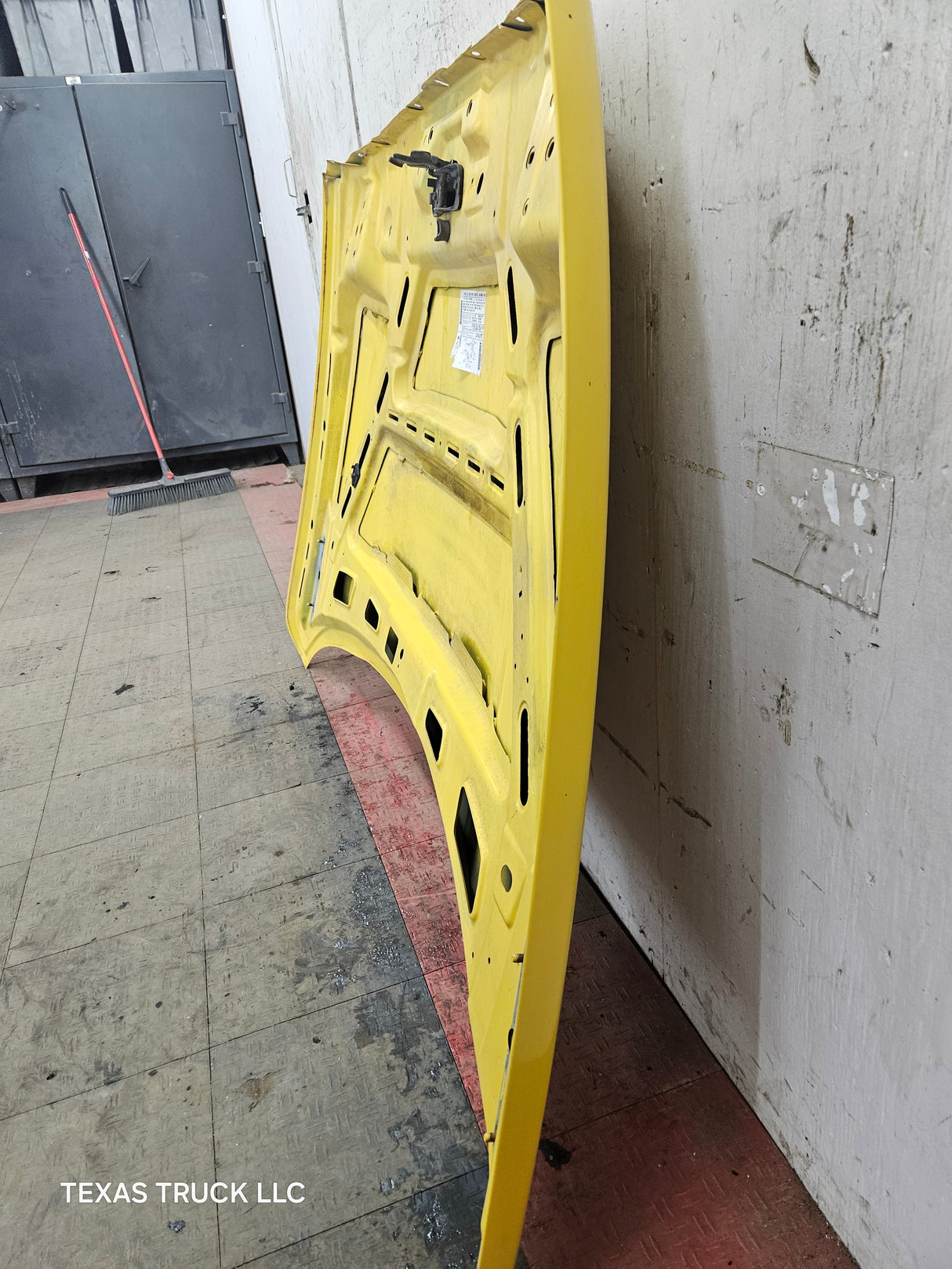 2003-2008 Dodge Ram 3rd Gen 1500 2500 3500 Hood - Yellow