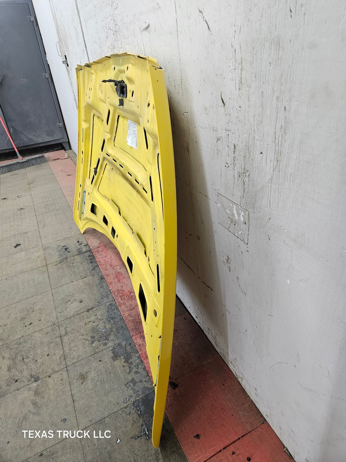 2003-2008 Dodge Ram 3rd Gen 1500 2500 3500 Hood - Yellow