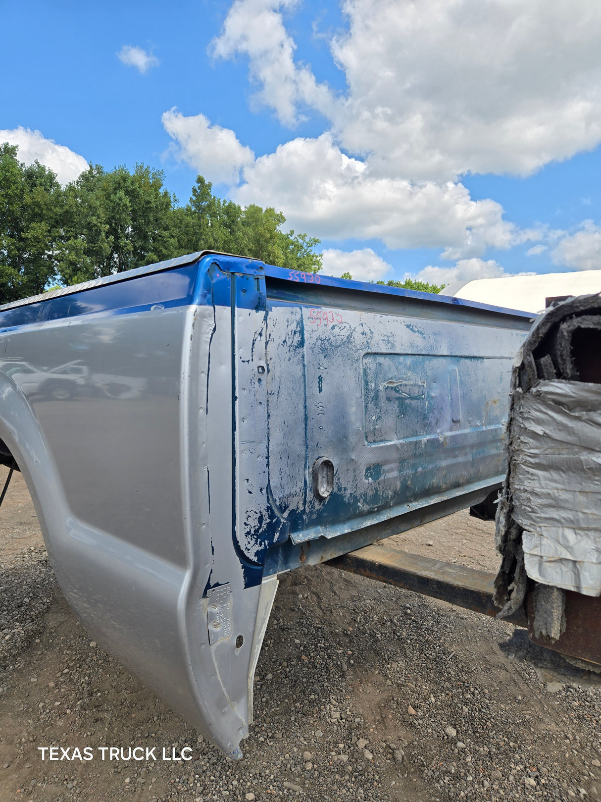 1999-2010 Ford Super Duty F250 F350 6' 9" Short Truck Bed - Silver