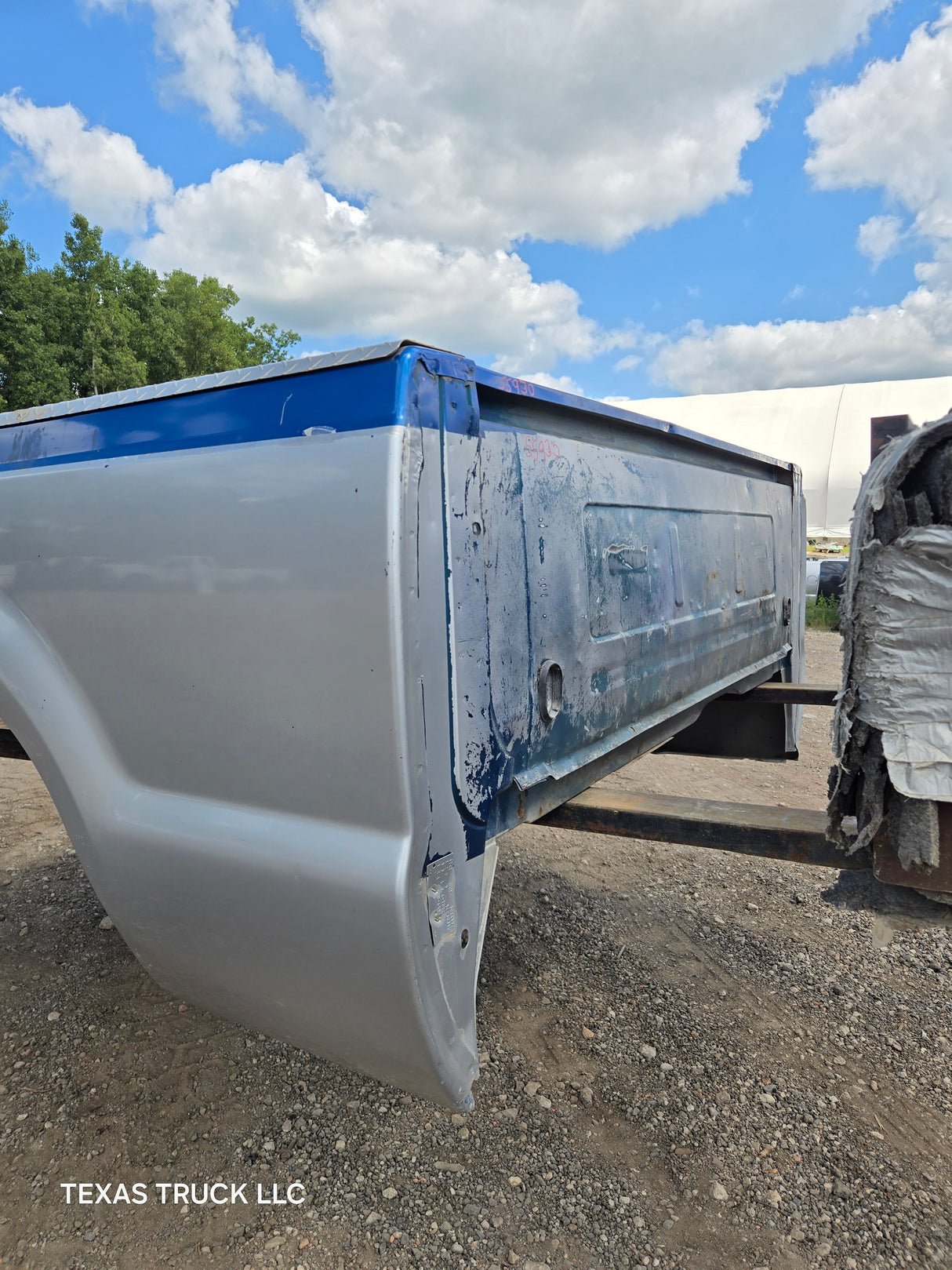 1999-2010 Ford Super Duty F250 F350 6' 9" Short Truck Bed - Silver