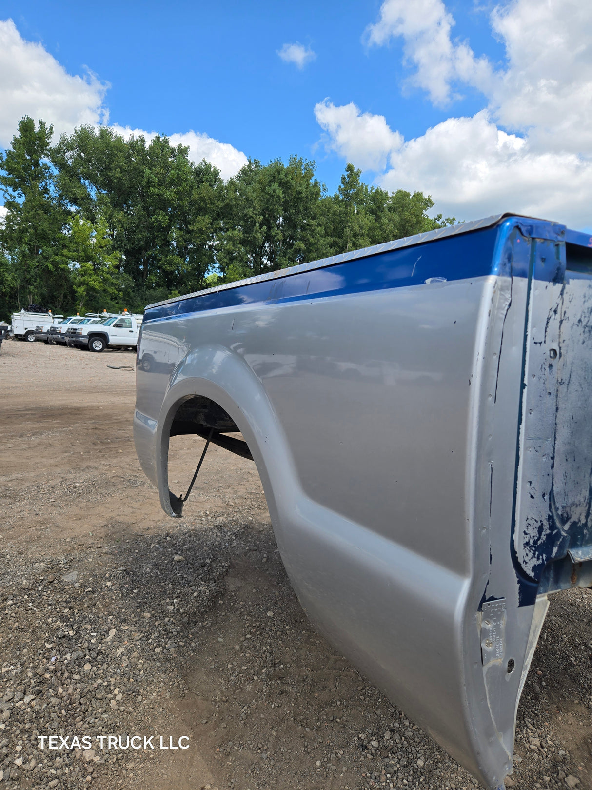 1999-2010 Ford Super Duty F250 F350 6' 9" Short Truck Bed - Silver