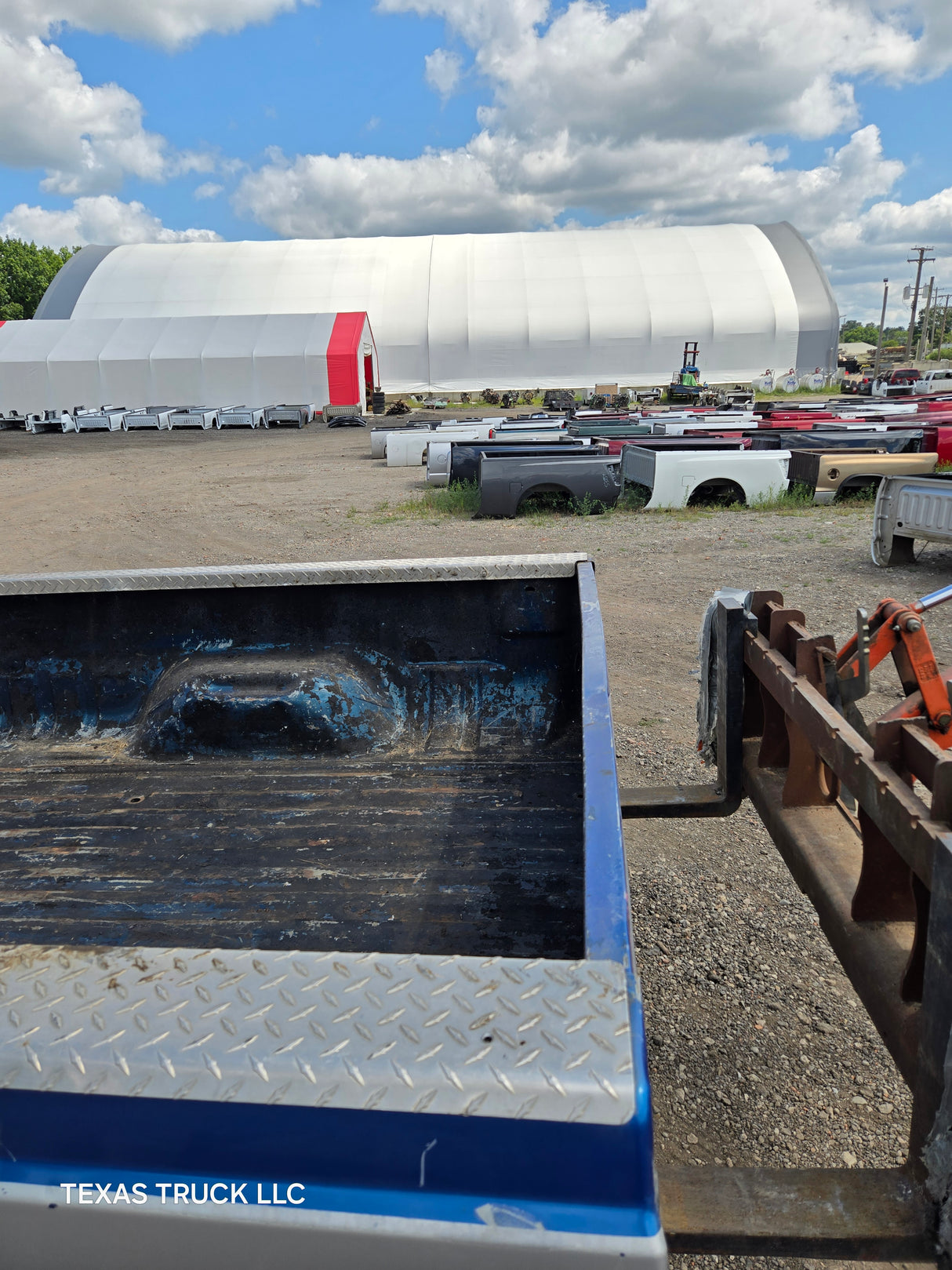 1999-2010 Ford Super Duty F250 F350 6' 9" Short Truck Bed - Silver