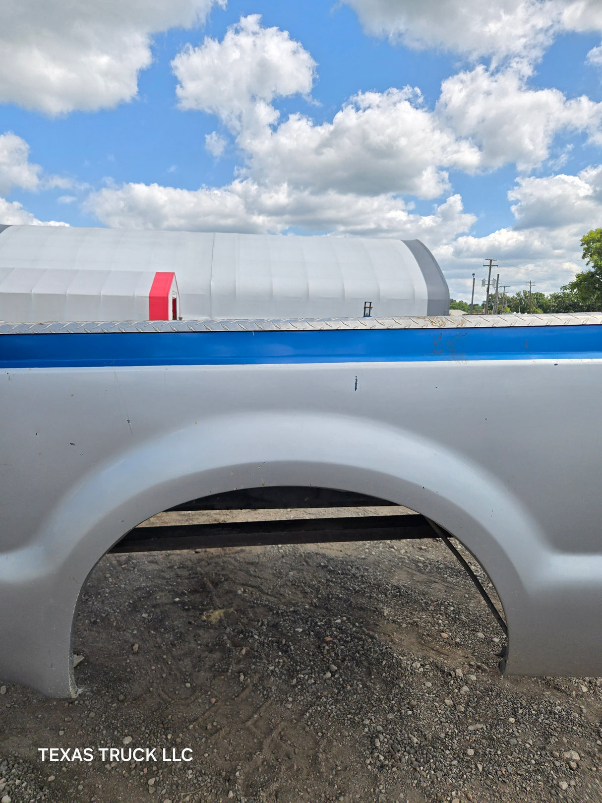 1999-2010 Ford Super Duty F250 F350 6' 9" Short Truck Bed - Silver