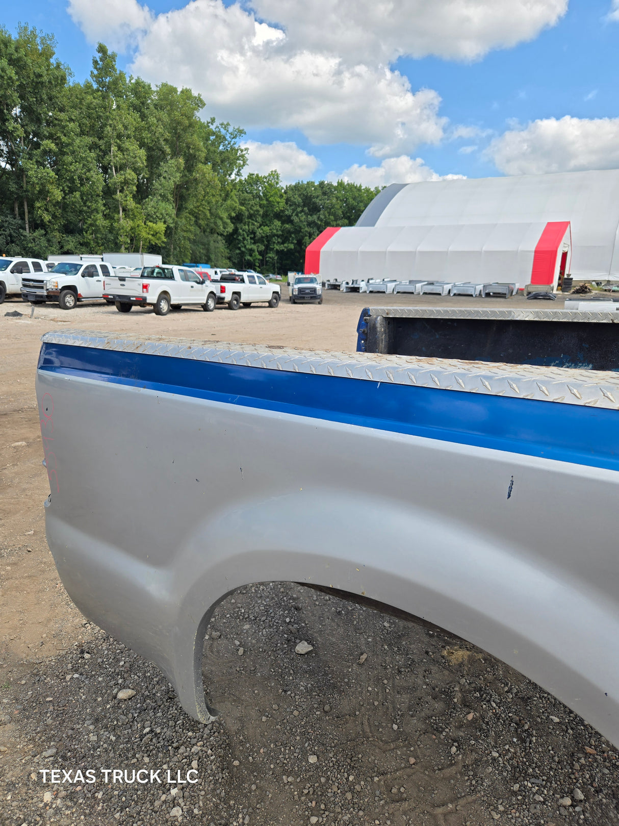 1999-2010 Ford Super Duty F250 F350 6' 9" Short Truck Bed - Silver