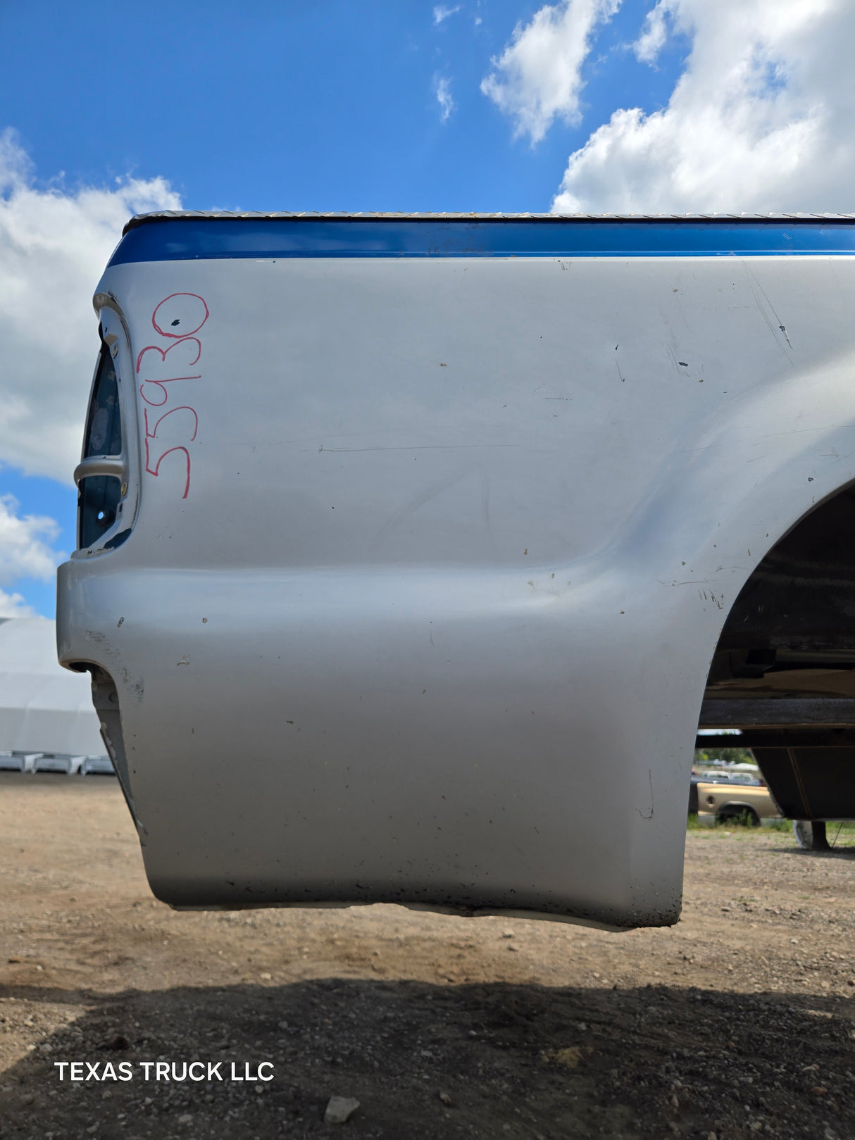 1999-2010 Ford Super Duty F250 F350 6' 9" Short Truck Bed - Silver