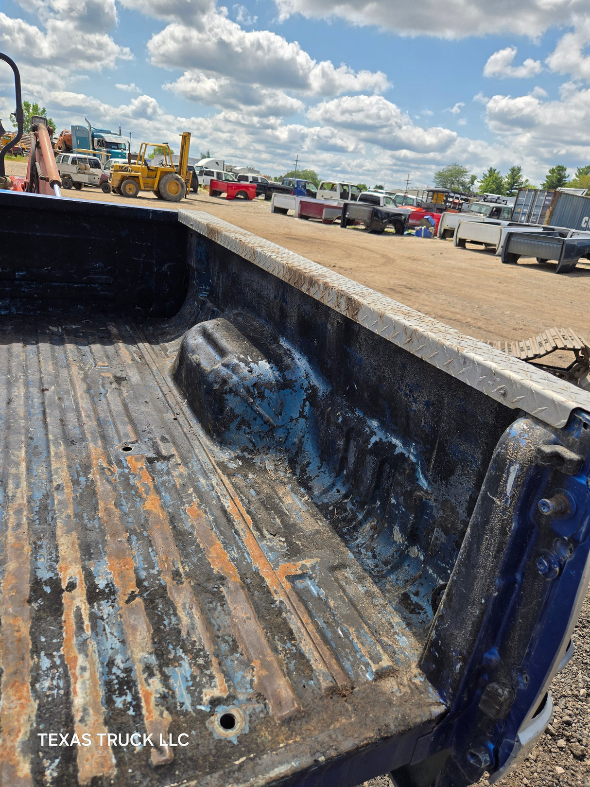 1999-2010 Ford Super Duty F250 F350 6' 9" Short Truck Bed - Silver