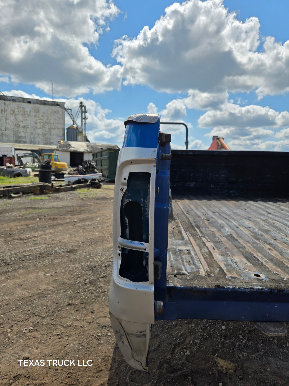 1999-2010 Ford Super Duty F250 F350 6' 9" Short Truck Bed - Silver