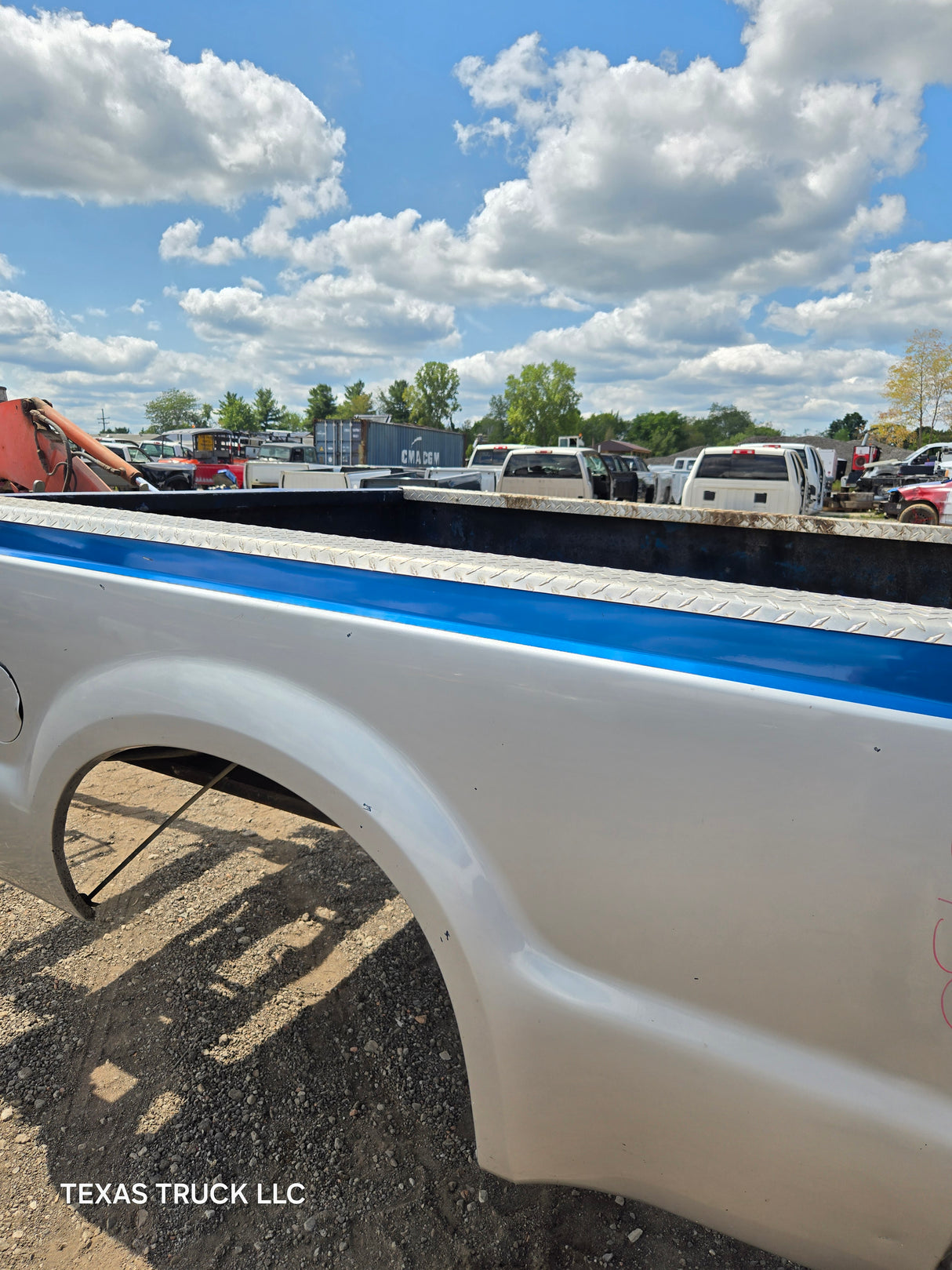 1999-2010 Ford Super Duty F250 F350 6' 9" Short Truck Bed - Silver