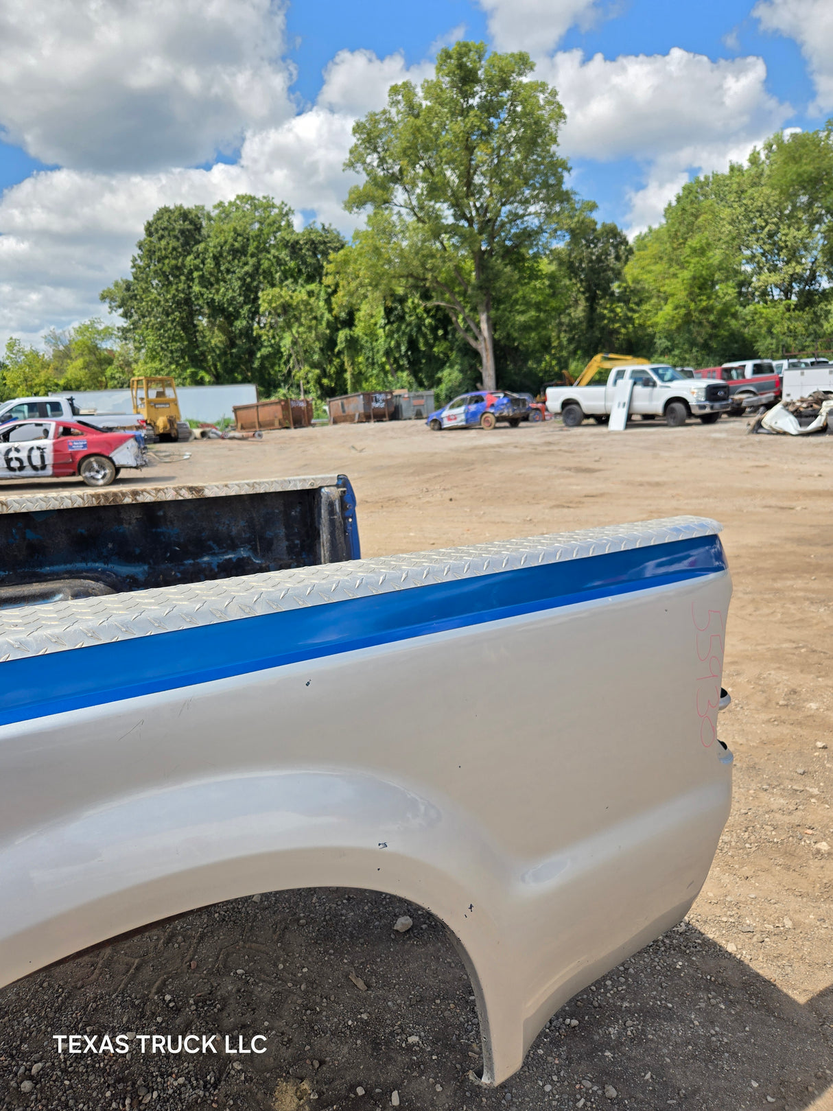 1999-2010 Ford Super Duty F250 F350 6' 9" Short Truck Bed - Silver