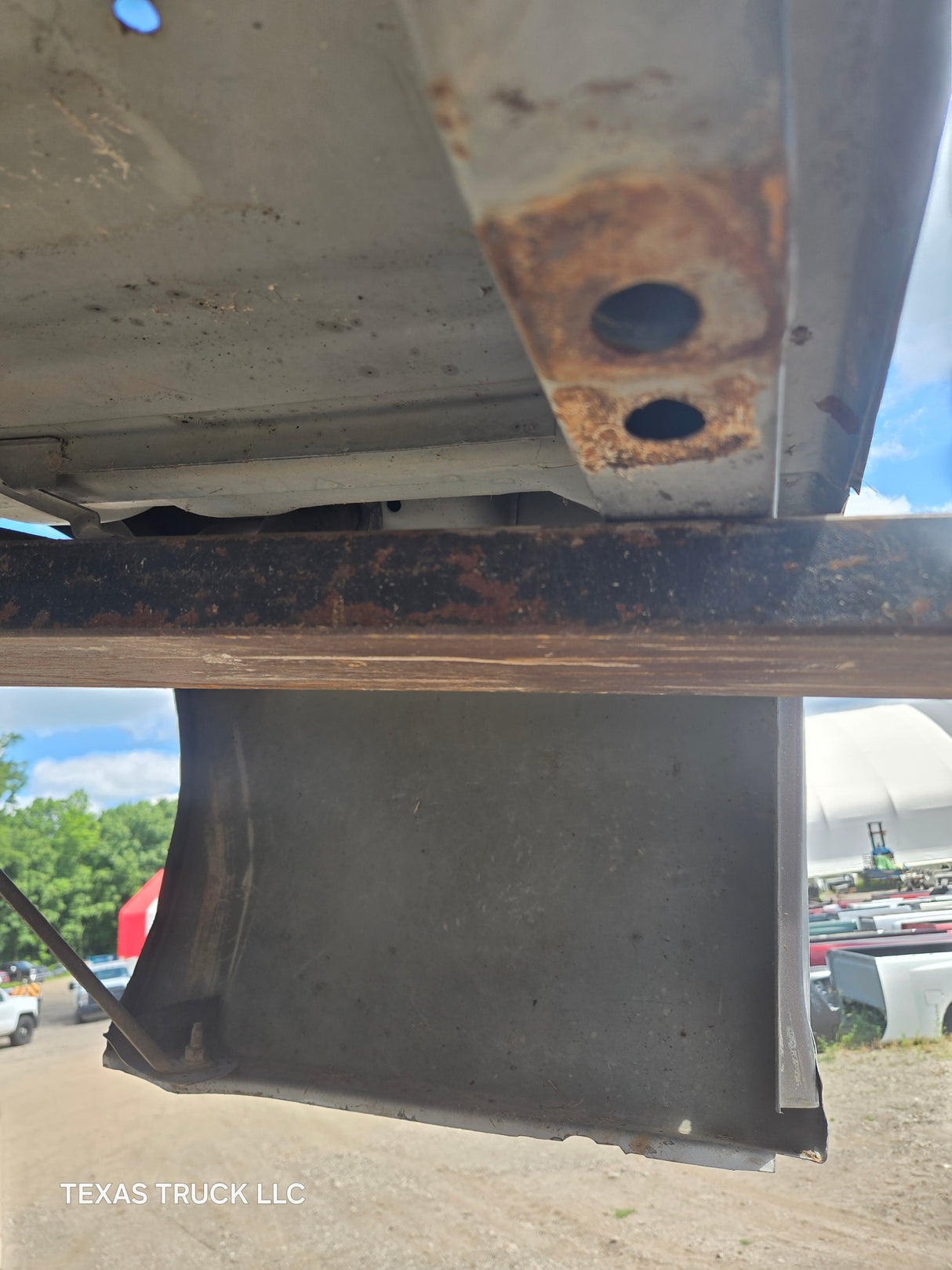 1999-2010 Ford Super Duty F250 F350 6' 9" Short Truck Bed - Silver