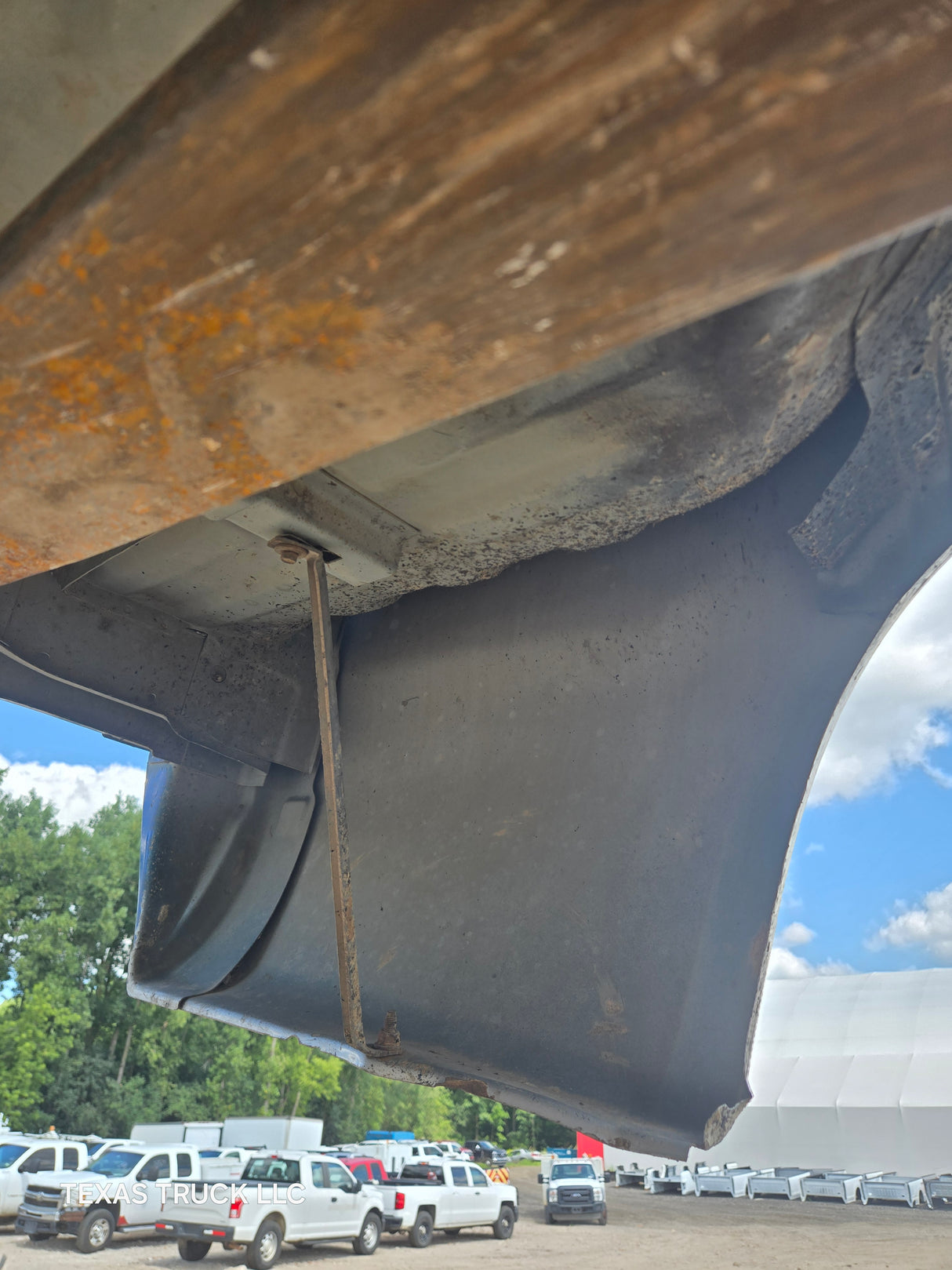 1999-2010 Ford Super Duty F250 F350 6' 9" Short Truck Bed - Silver