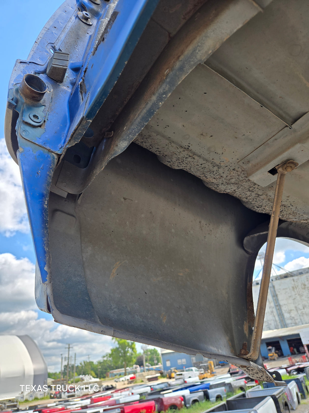 1999-2010 Ford Super Duty F250 F350 6' 9" Short Truck Bed - Silver