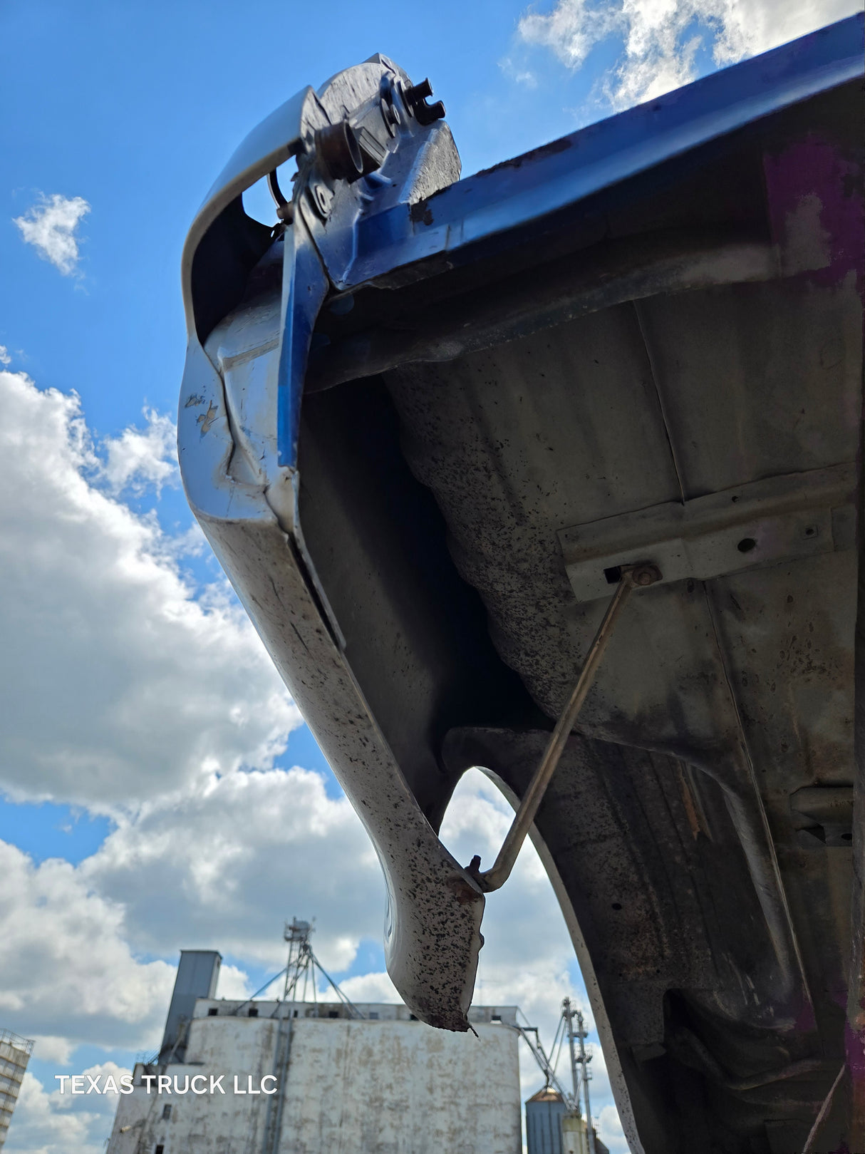 1999-2010 Ford Super Duty F250 F350 6' 9" Short Truck Bed - Silver