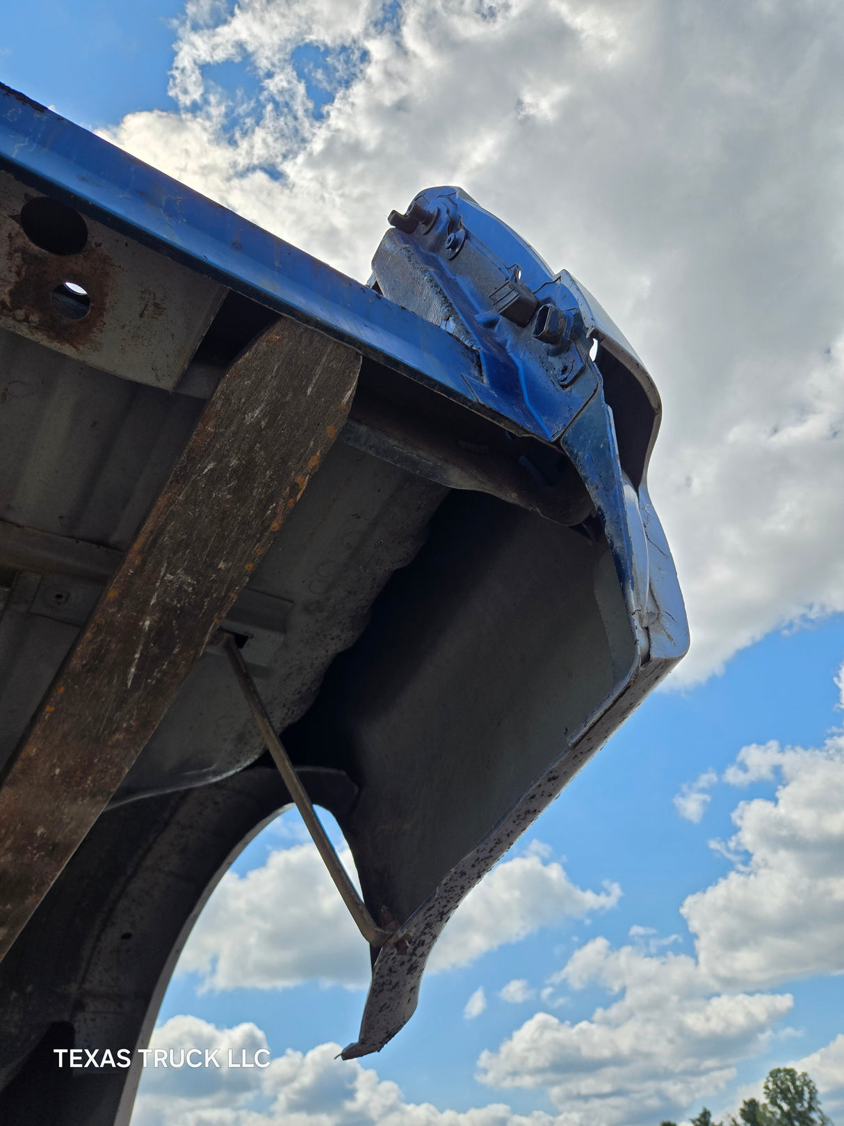 1999-2010 Ford Super Duty F250 F350 6' 9" Short Truck Bed - Silver