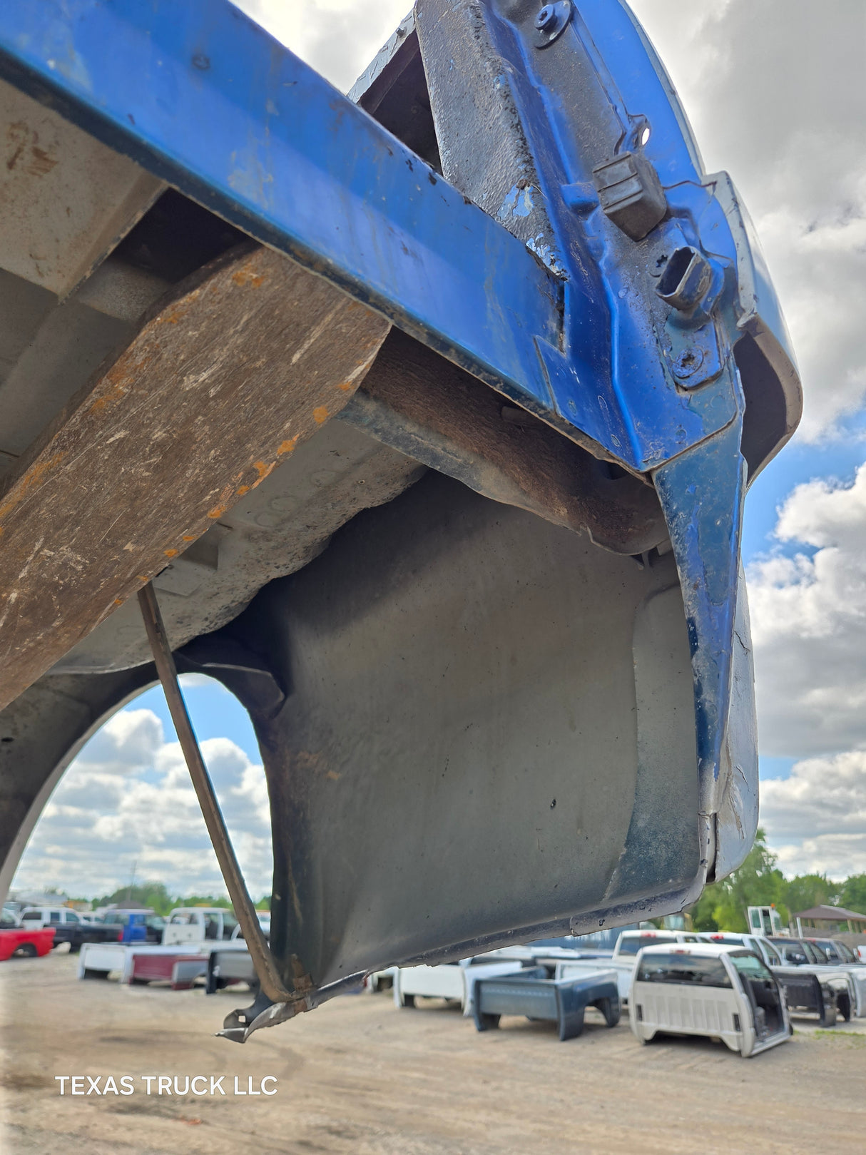 1999-2010 Ford Super Duty F250 F350 6' 9" Short Truck Bed - Silver