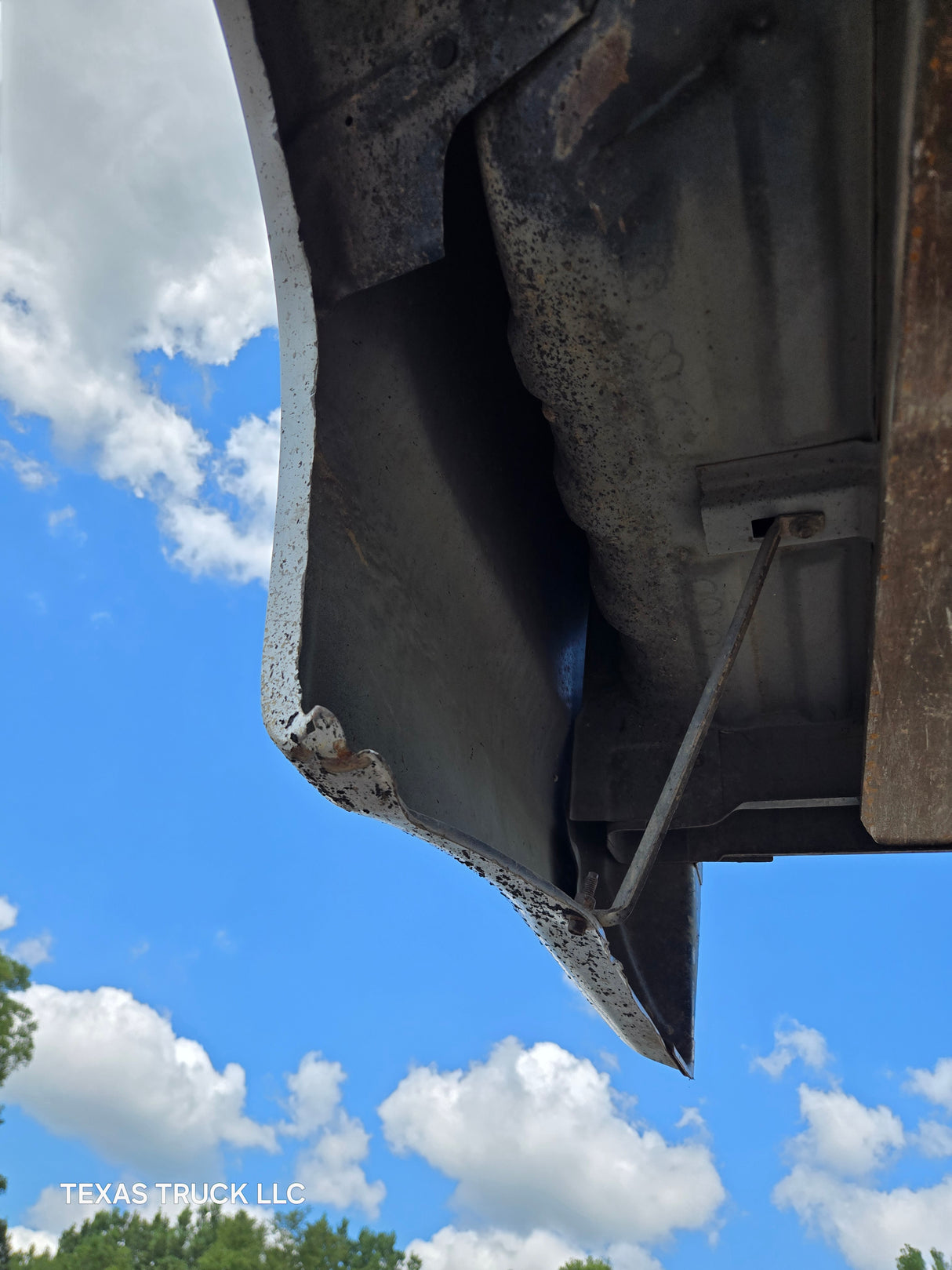 1999-2010 Ford Super Duty F250 F350 6' 9" Short Truck Bed - Silver